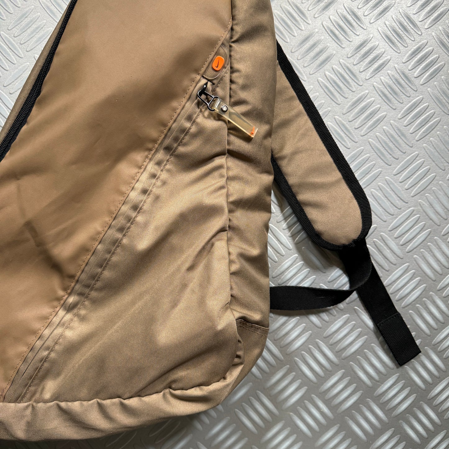 Early 2000's Nike 2in1 Cross Body Sling Bag/Back Pack