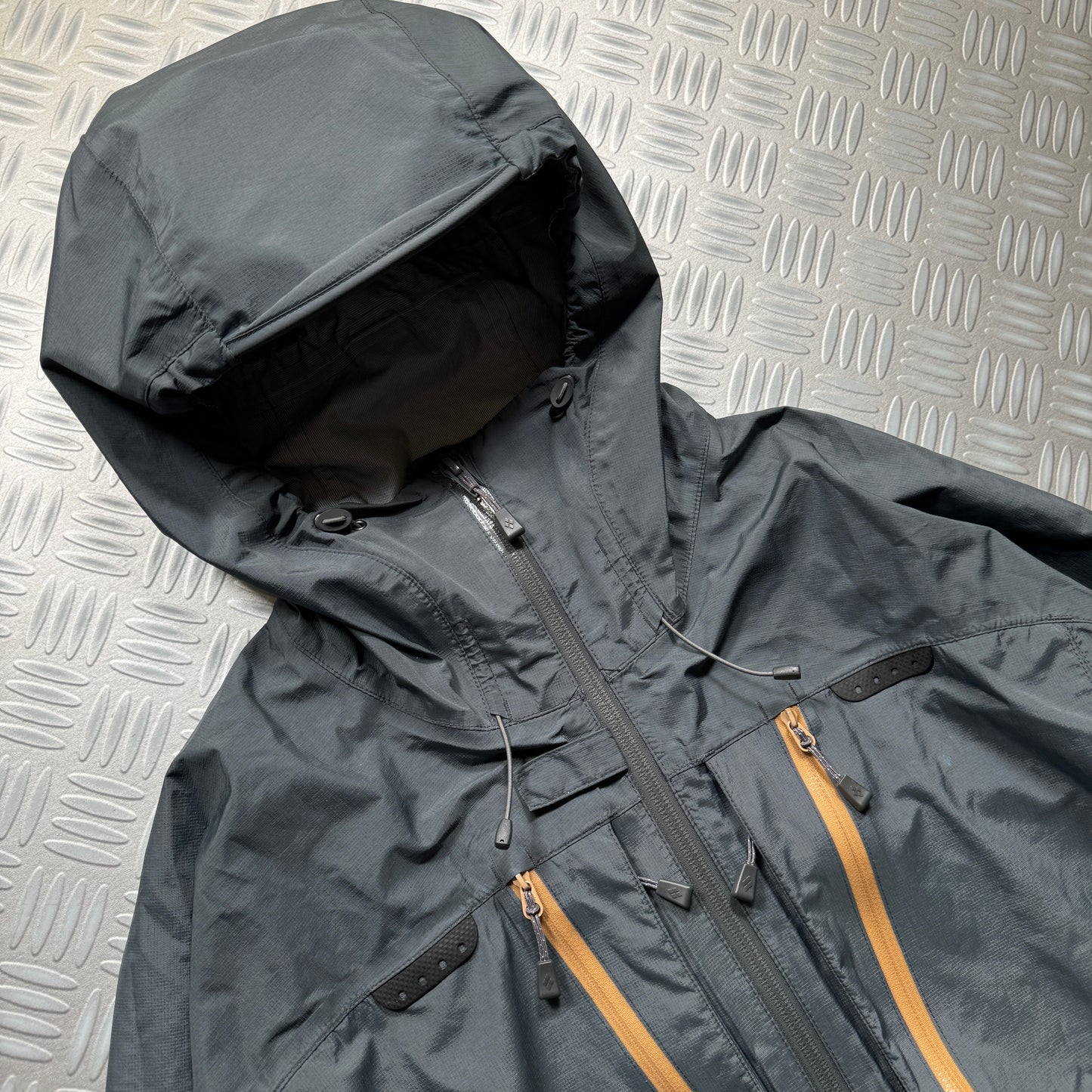 Early 2000’s Montbell Taped Seam Multi Pocket Shell Jacket - Medium / Large