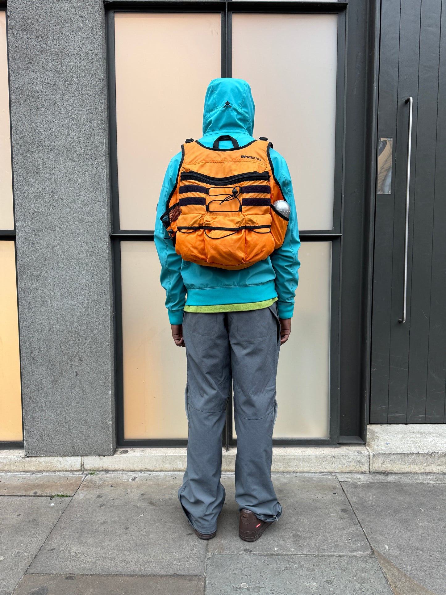 Early 2000’s Gap World Tech Multi Pocket Back Pack