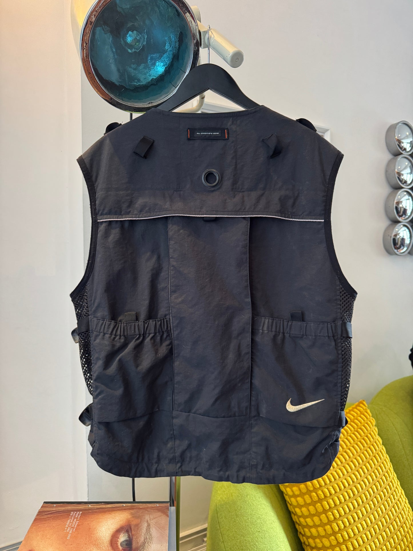 Nike ACG Multi Pocket Hydration Vest