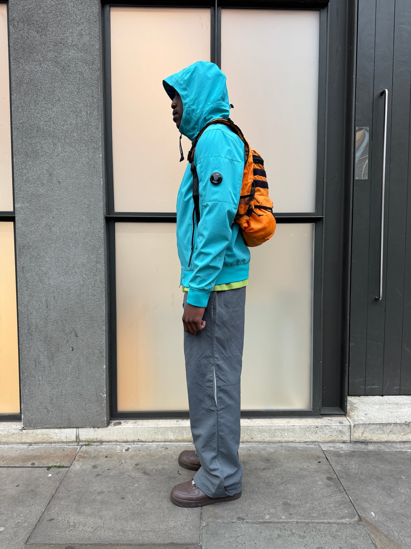 Early 2000’s Gap World Tech Multi Pocket Back Pack