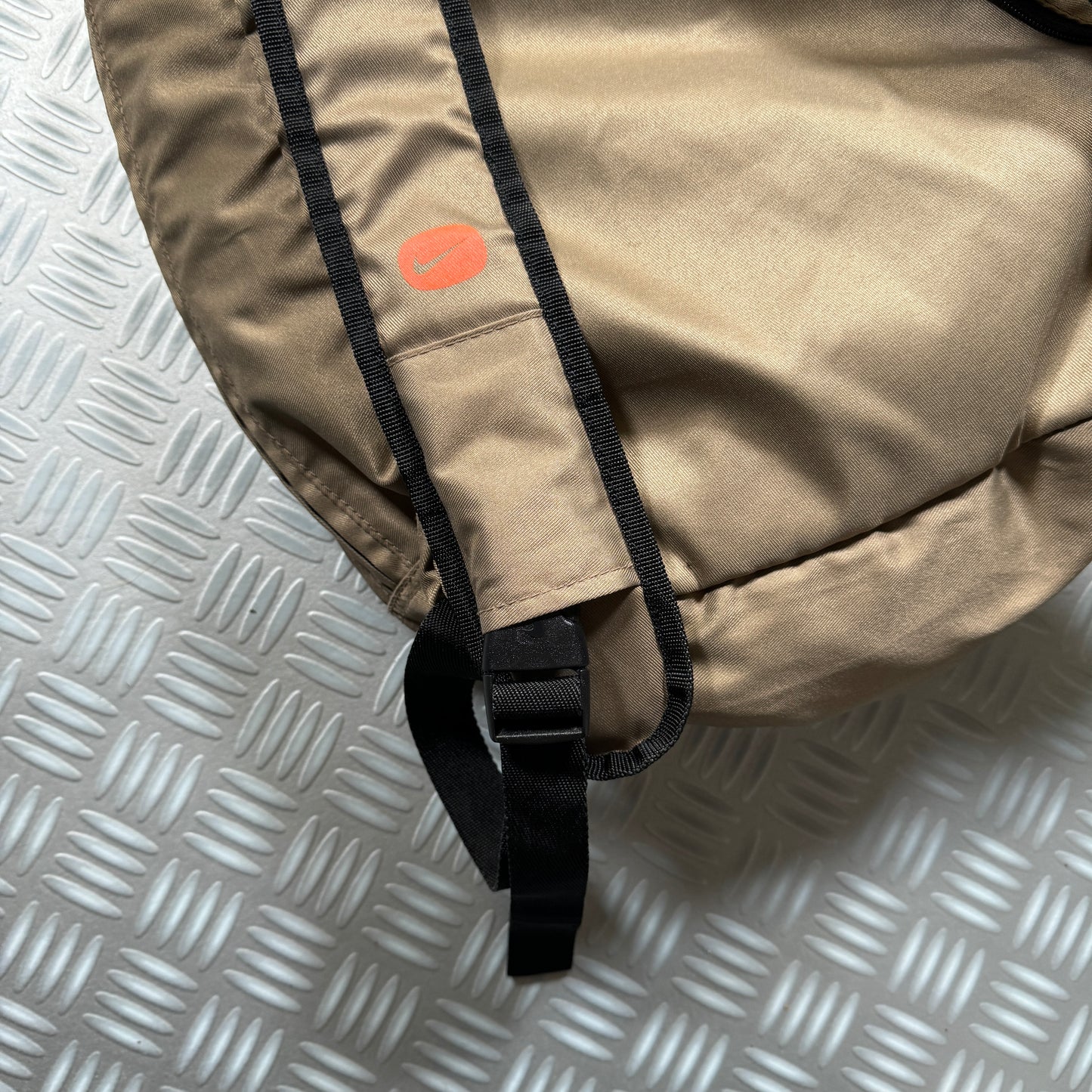 Early 2000's Nike 2in1 Cross Body Sling Bag/Back Pack