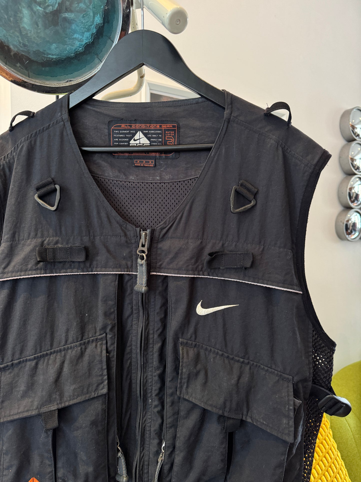 Nike ACG Multi Pocket Hydration Vest