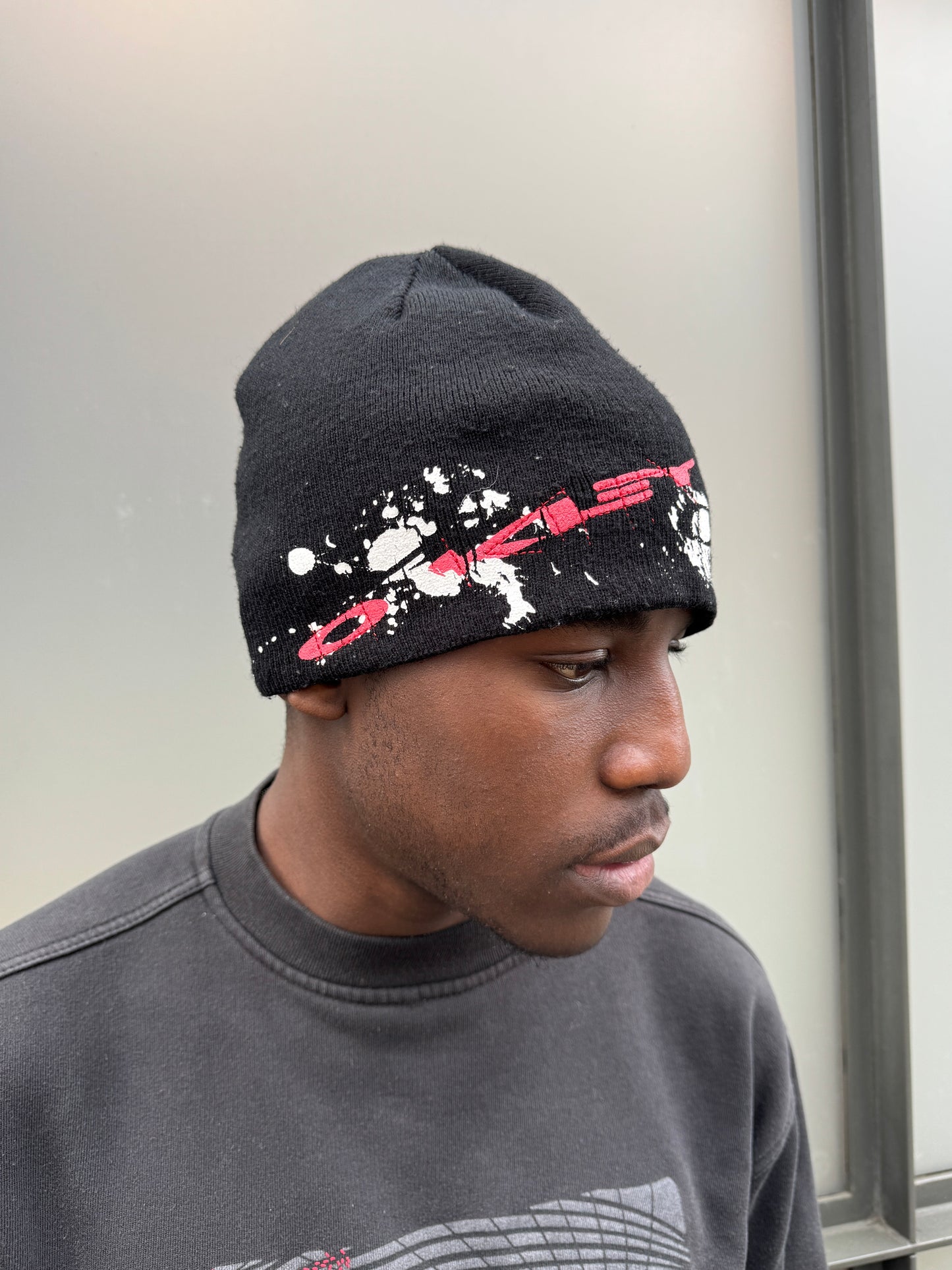 Early 2000’s Oakley Spellout Splatter Beanie