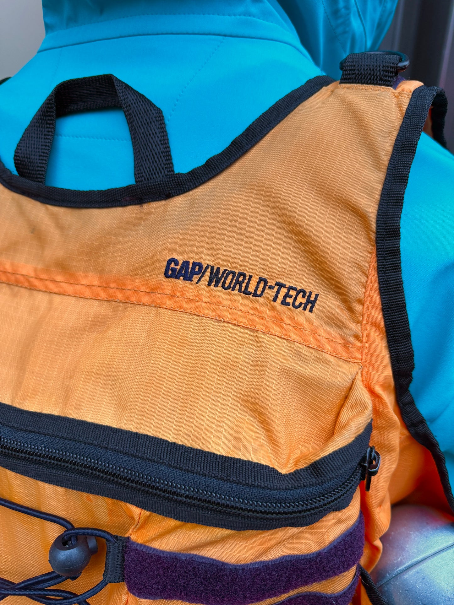 Early 2000’s Gap World Tech Multi Pocket Back Pack