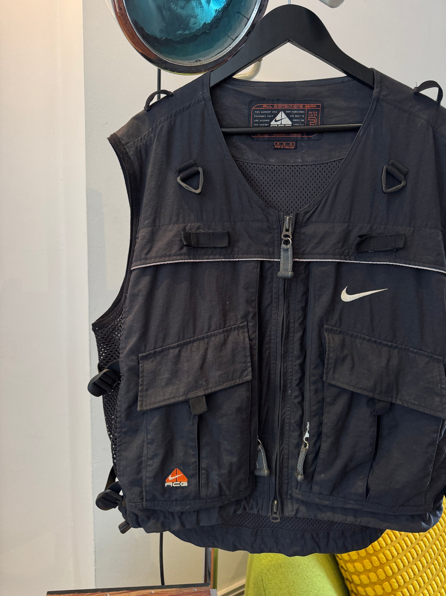 Nike ACG Multi Pocket Hydration Vest