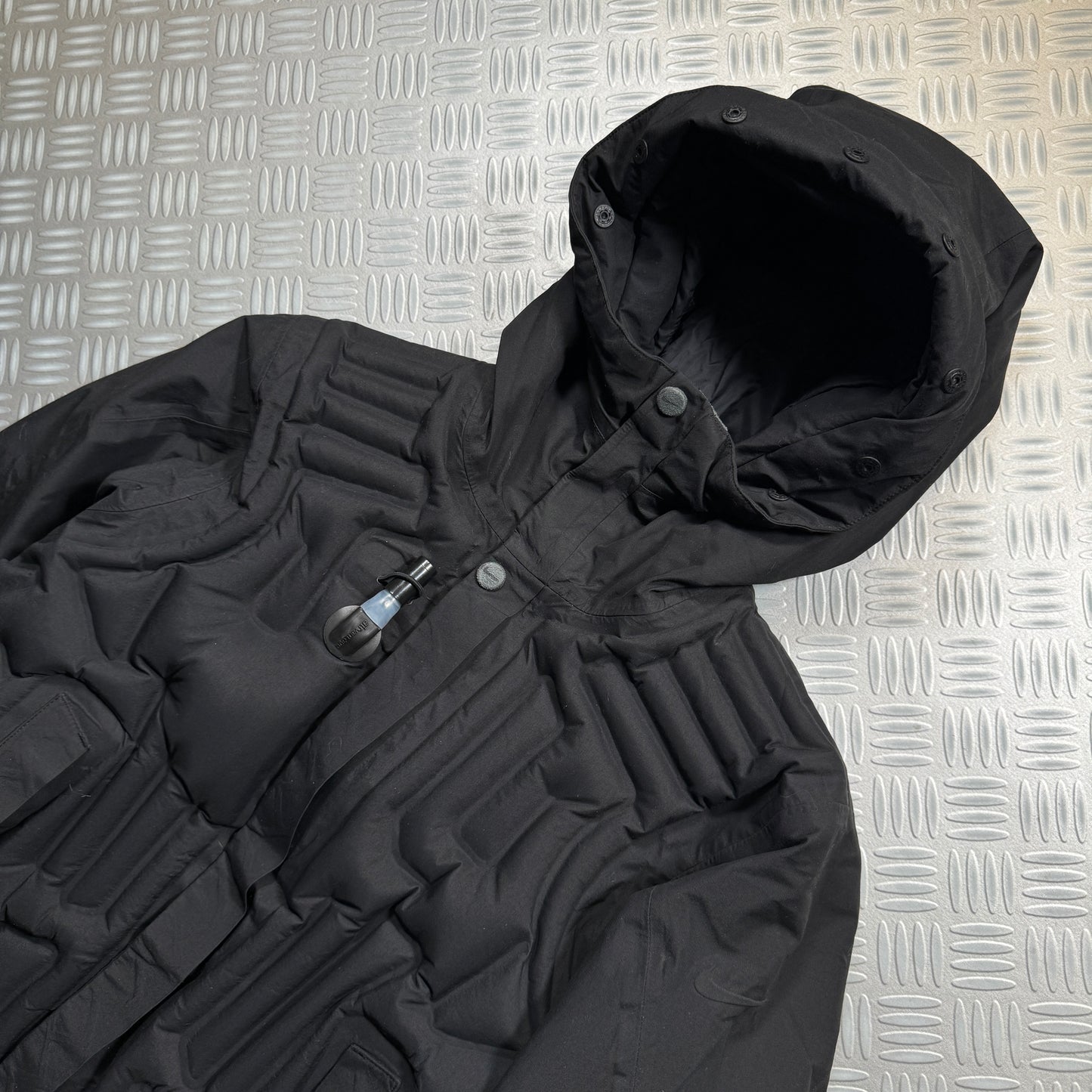 Early 2000’s Nike Jet Black Gore-Tex Airvantage Inflatable Jacket