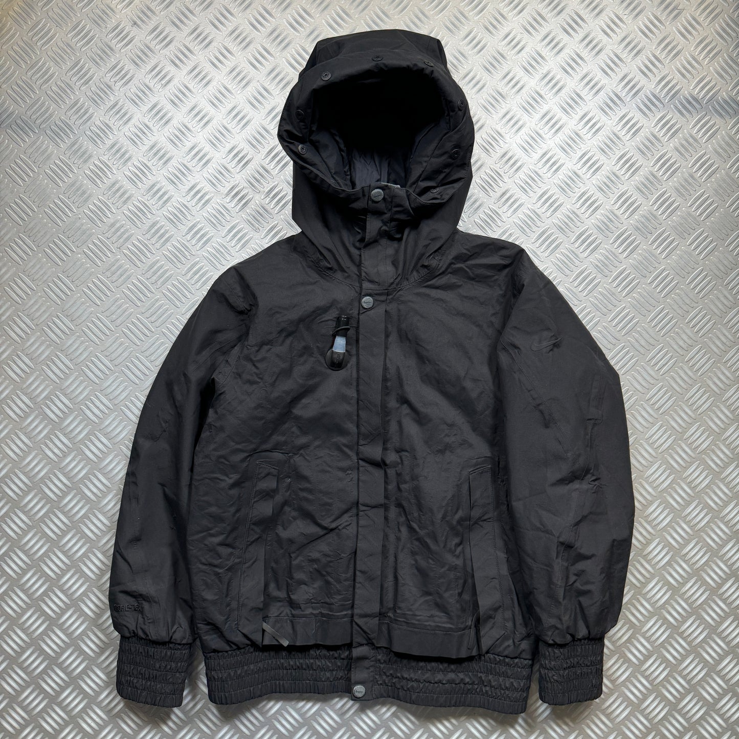 Early 2000’s Nike Jet Black Gore-Tex Airvantage Inflatable Jacket