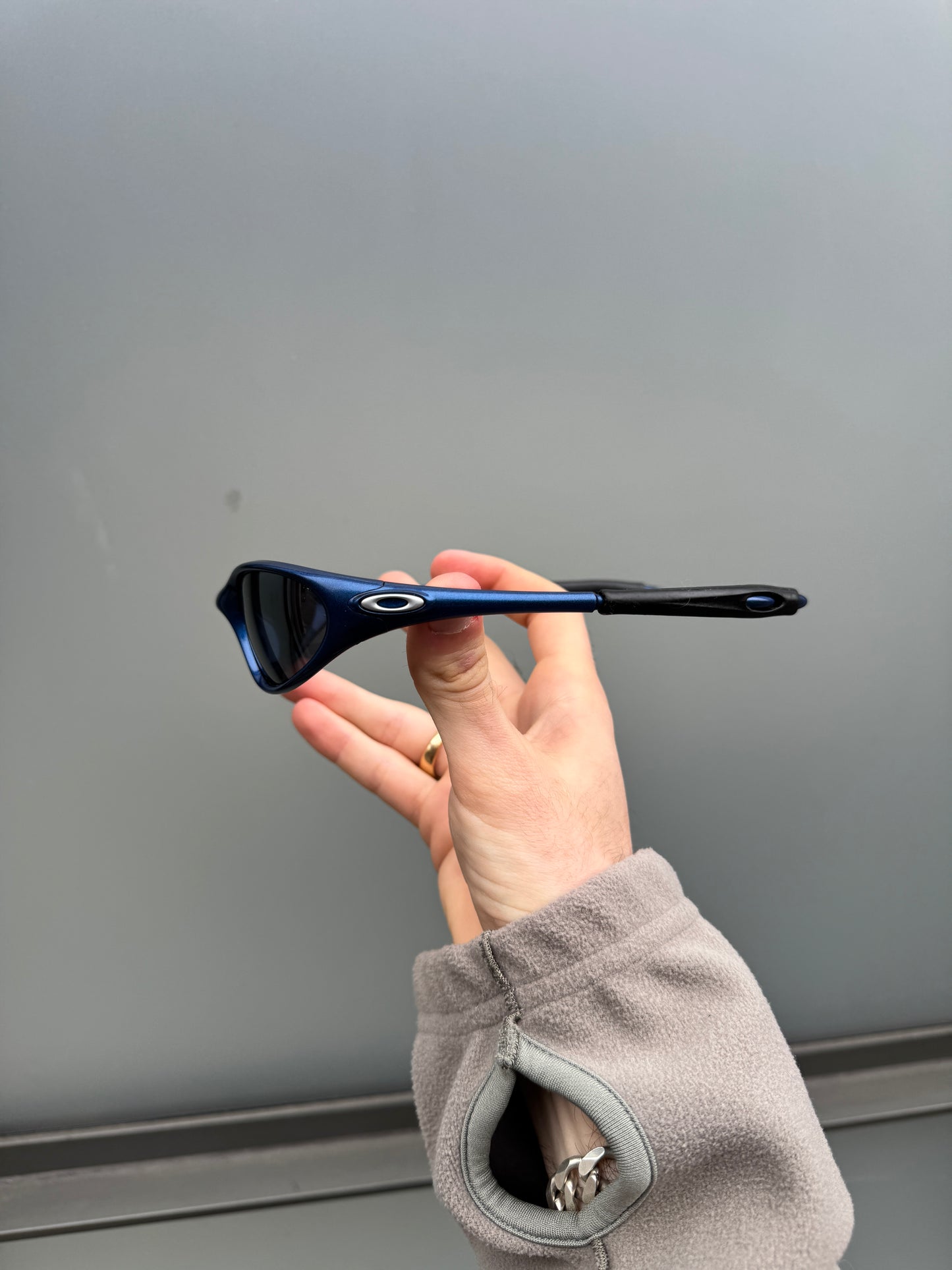 1990’s Oakley Minute Midnight Navy Sunglasses