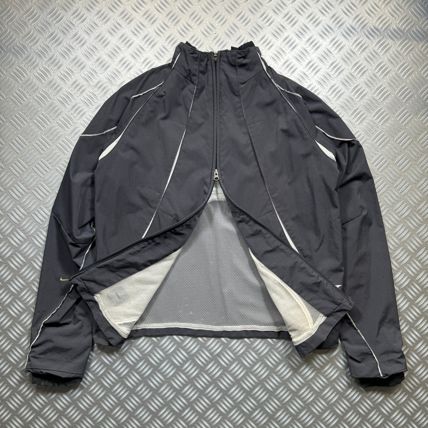 2003 Nike Mobius ‘MB1’ Articulated Jacket - Medium / Large
