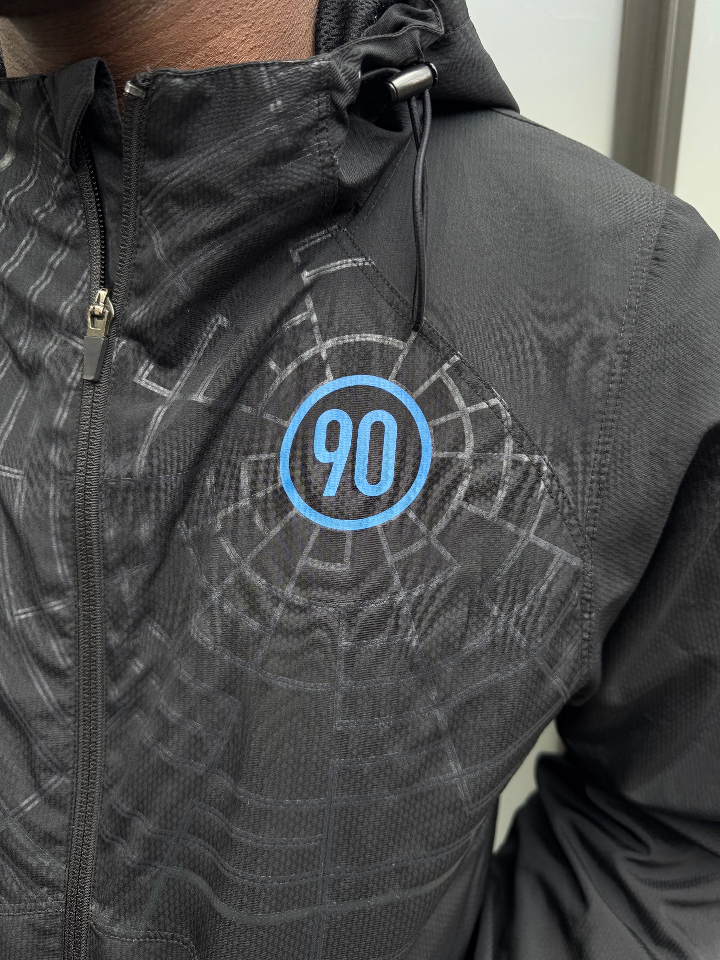 Early 2000’s Nike T90 Spider Web Jet Black Hooded Jacket