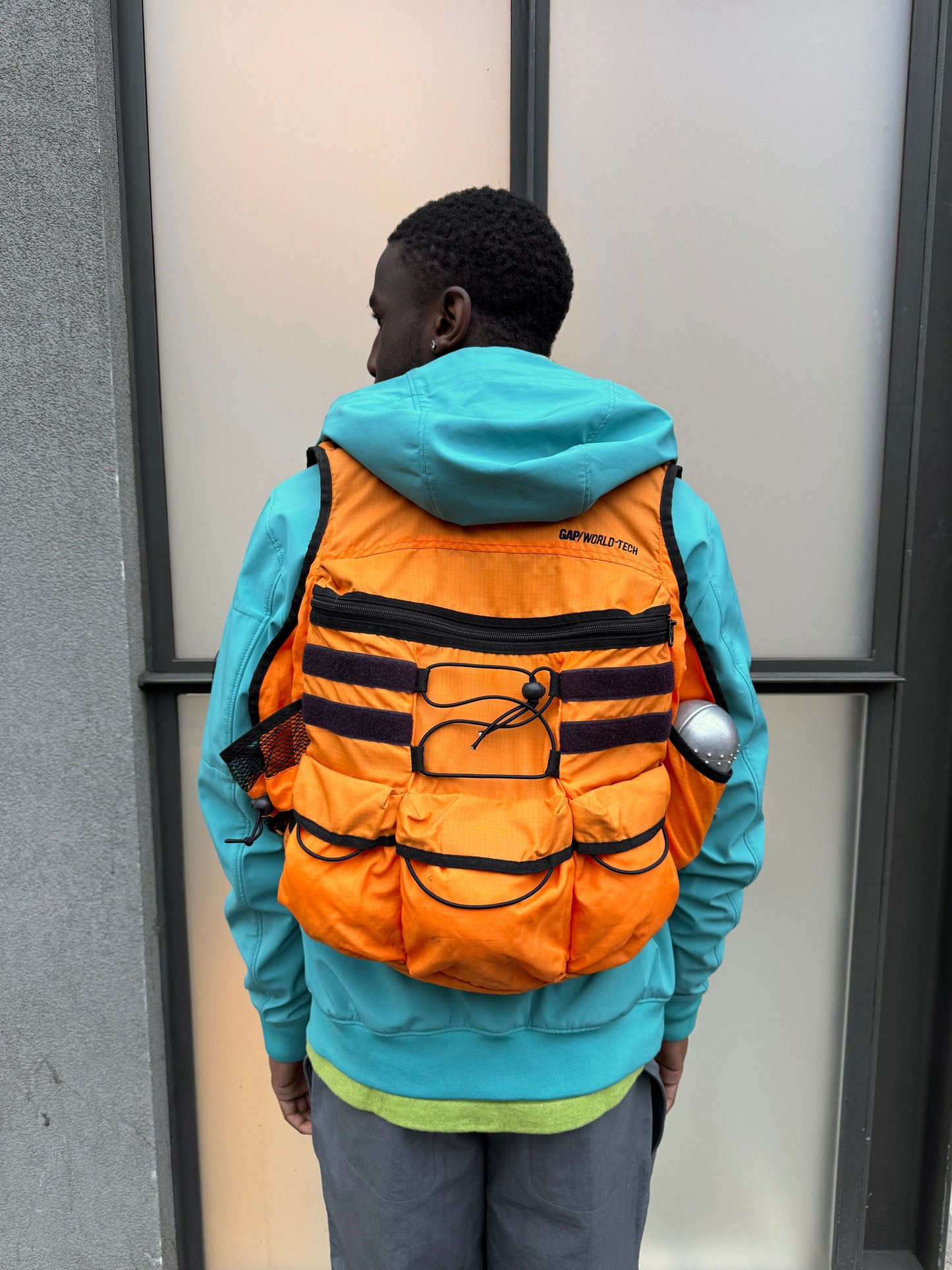 Early 2000’s Gap World Tech Multi Pocket Back Pack