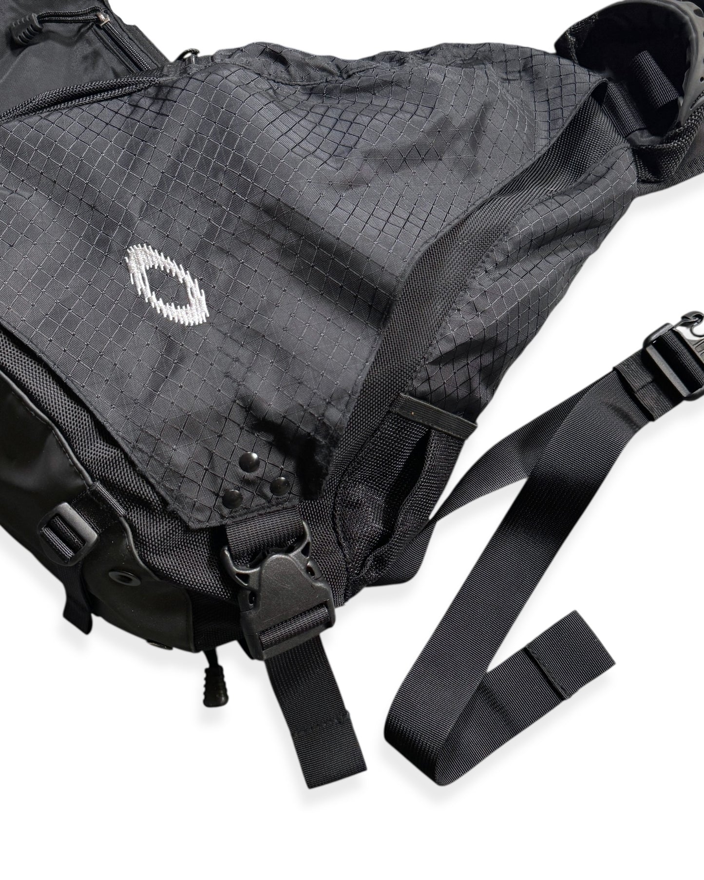Early 2000's Oakley Jet Black Sandbag Sling