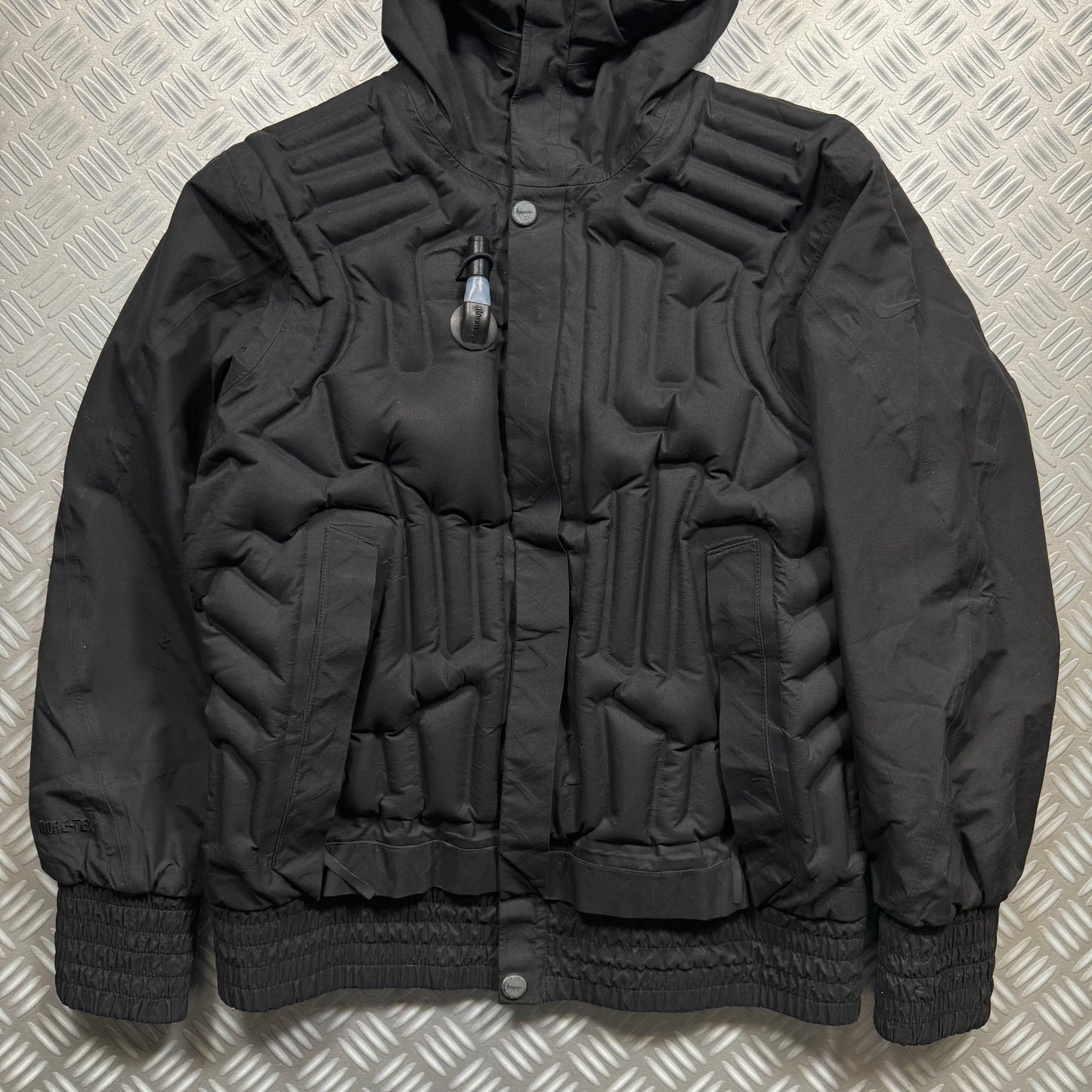 Early 2000’s Nike Jet Black Gore-Tex Airvantage Inflatable Jacket