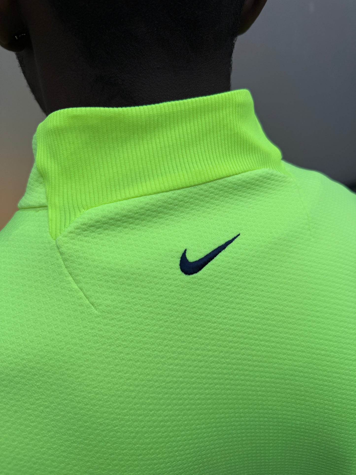 Early 2000’s Nike Sphere Technical Volt Green Sportwear Longsleeve