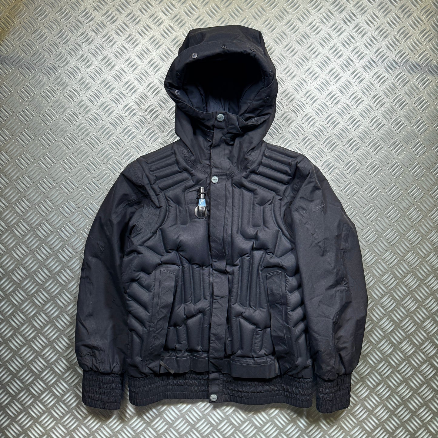 Early 2000’s Nike Jet Black Gore-Tex Airvantage Inflatable Jacket