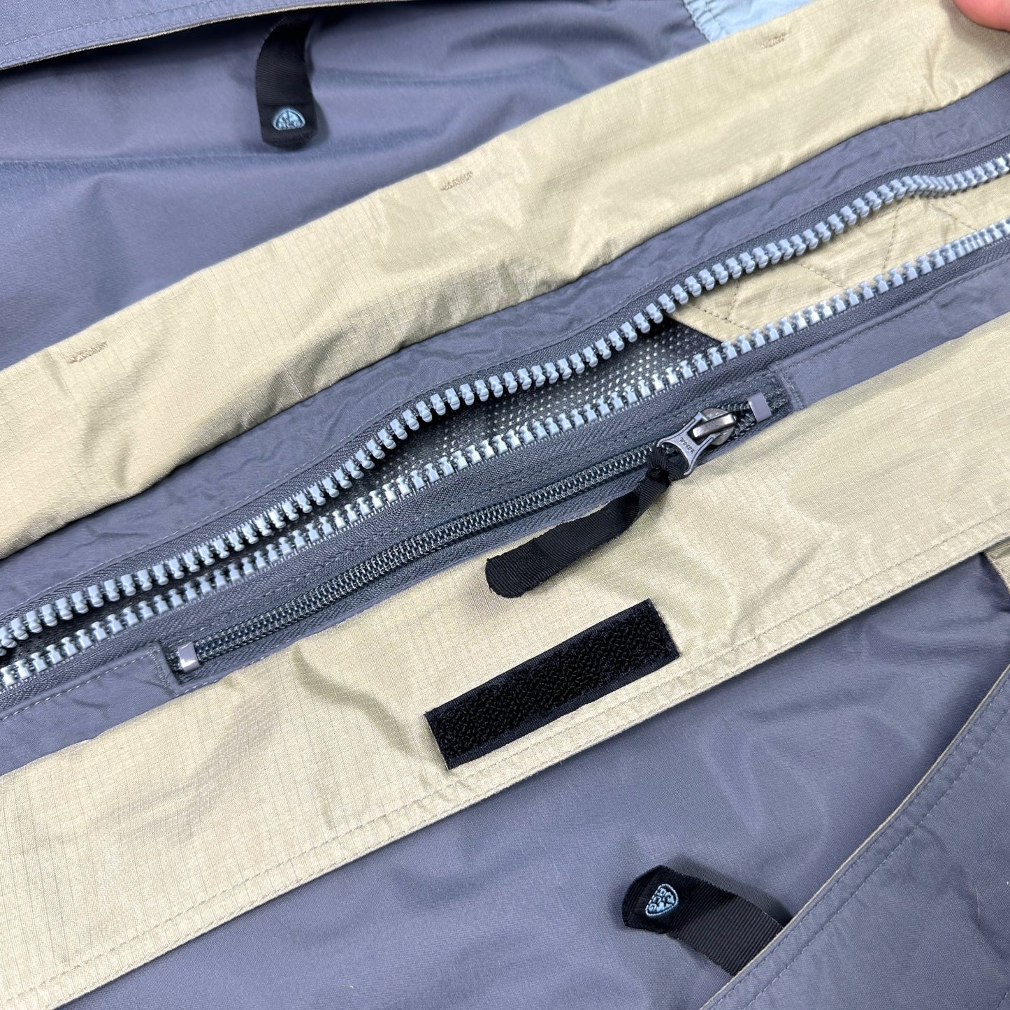 2005 Nike ACG Taped Seam Watch Viewer Jacket - Grand / Extra Grand