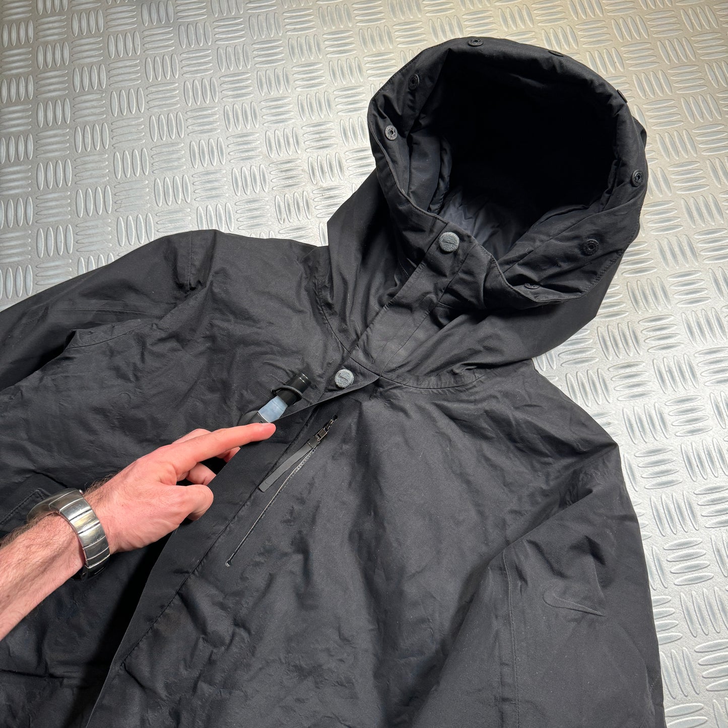 Early 2000’s Nike Jet Black Gore-Tex Airvantage Inflatable Jacket