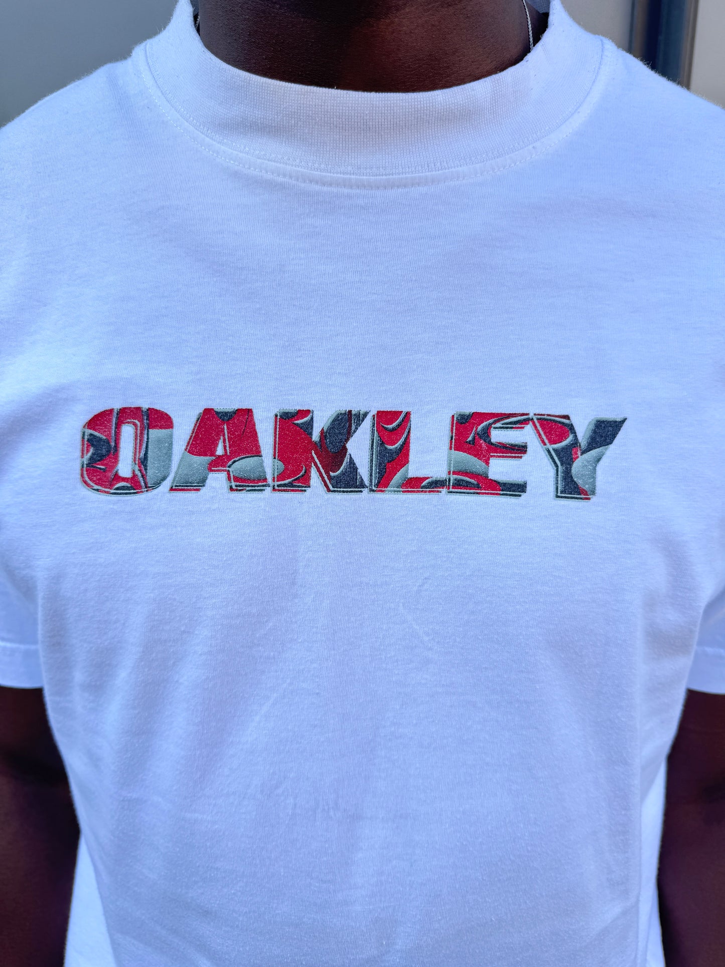 Early 2000’s Oakley Spellout Graphic Tee