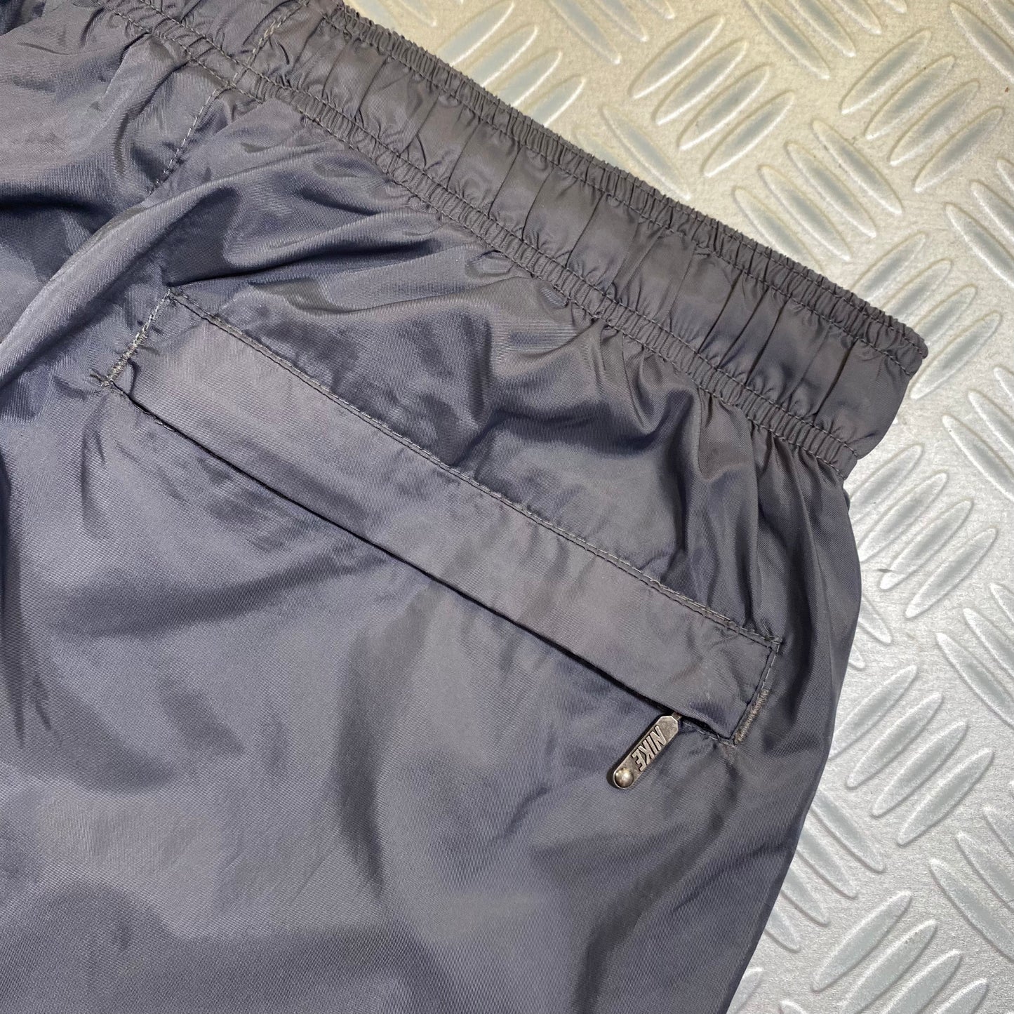 Early 2000's Nike Nylon Track Pants - Medium