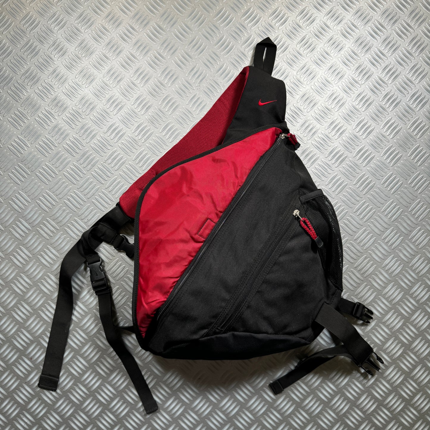 Early 2000's Nike Red/Black Tri-Harness Bag