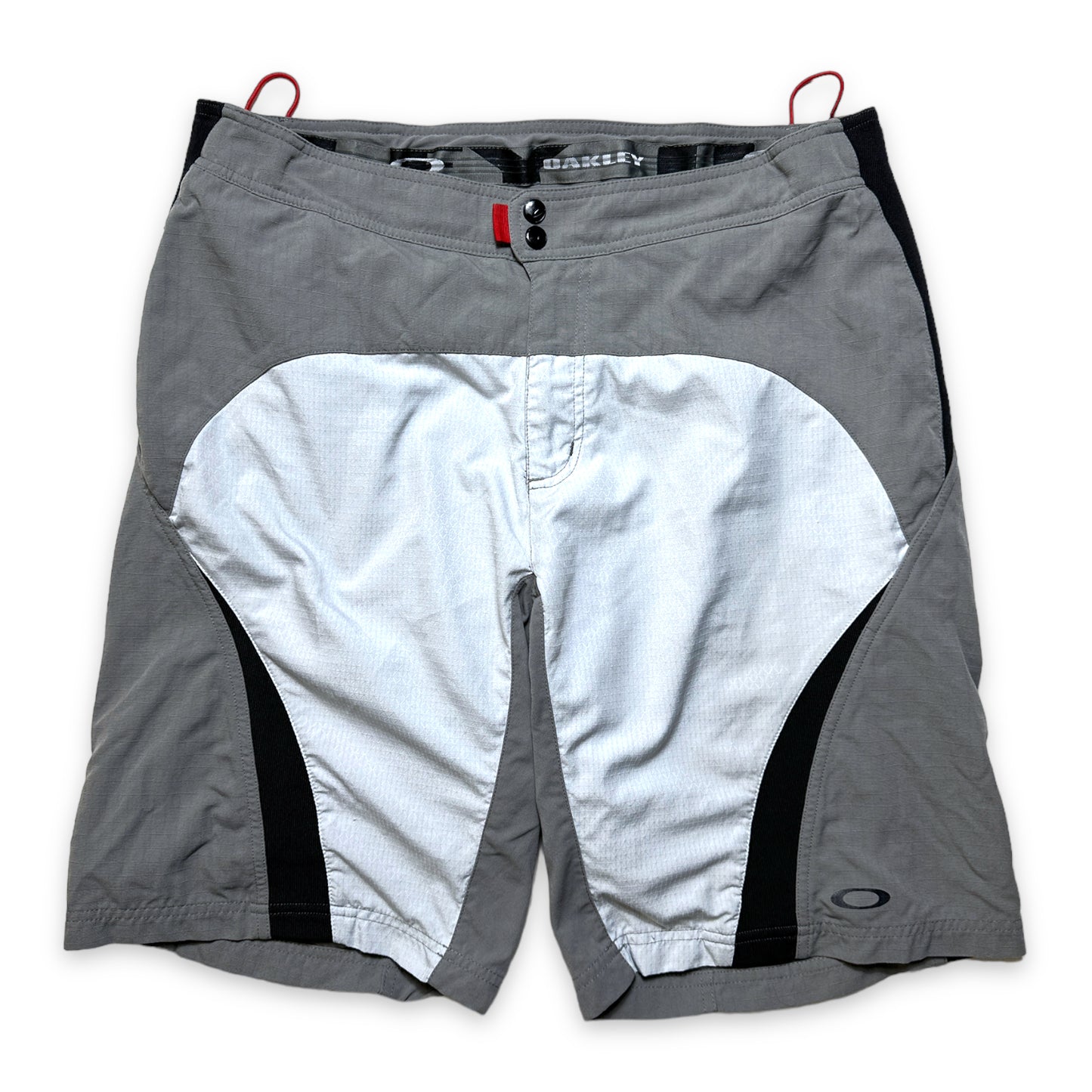 Oakley Panelled Stash Pocket Shorts - 34-36" Waist