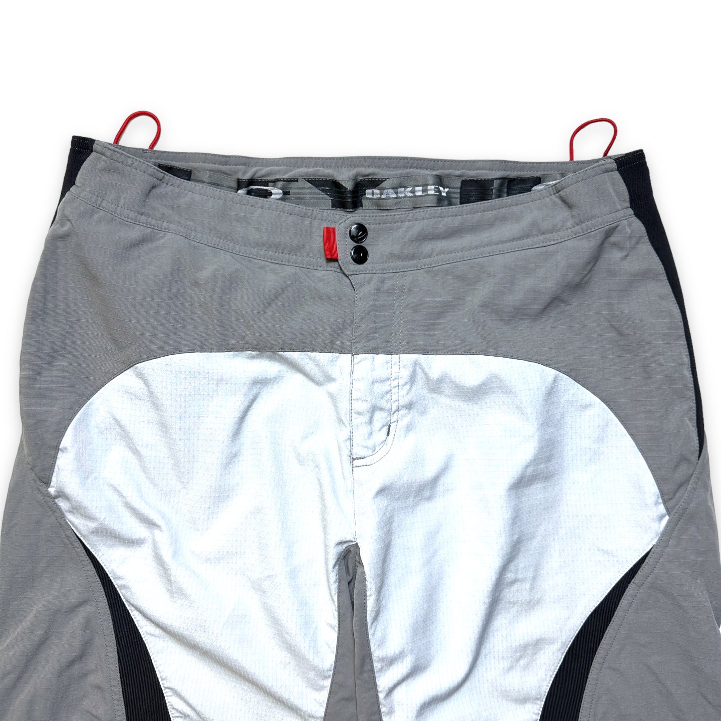 Oakley Panelled Stash Pocket Shorts - 34-36" Waist
