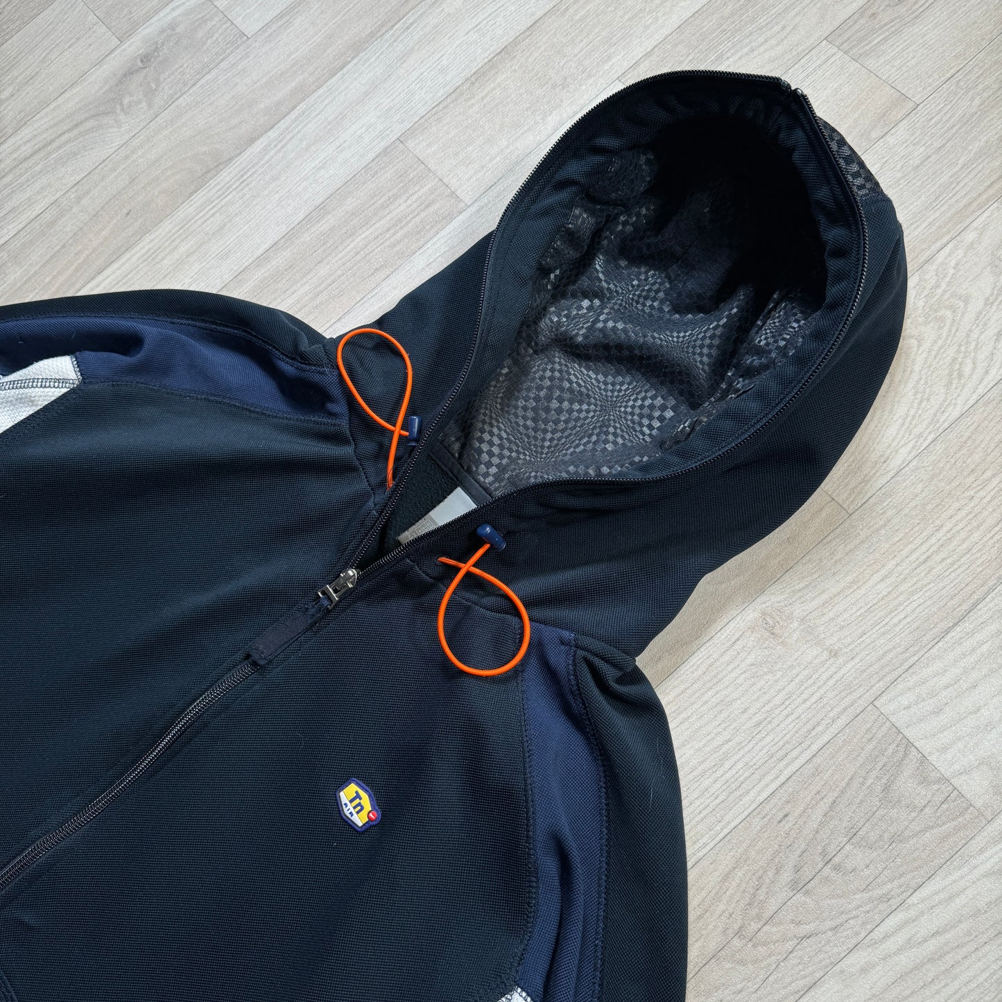 2005 Nike TN Full-Zip Hoodie - Large