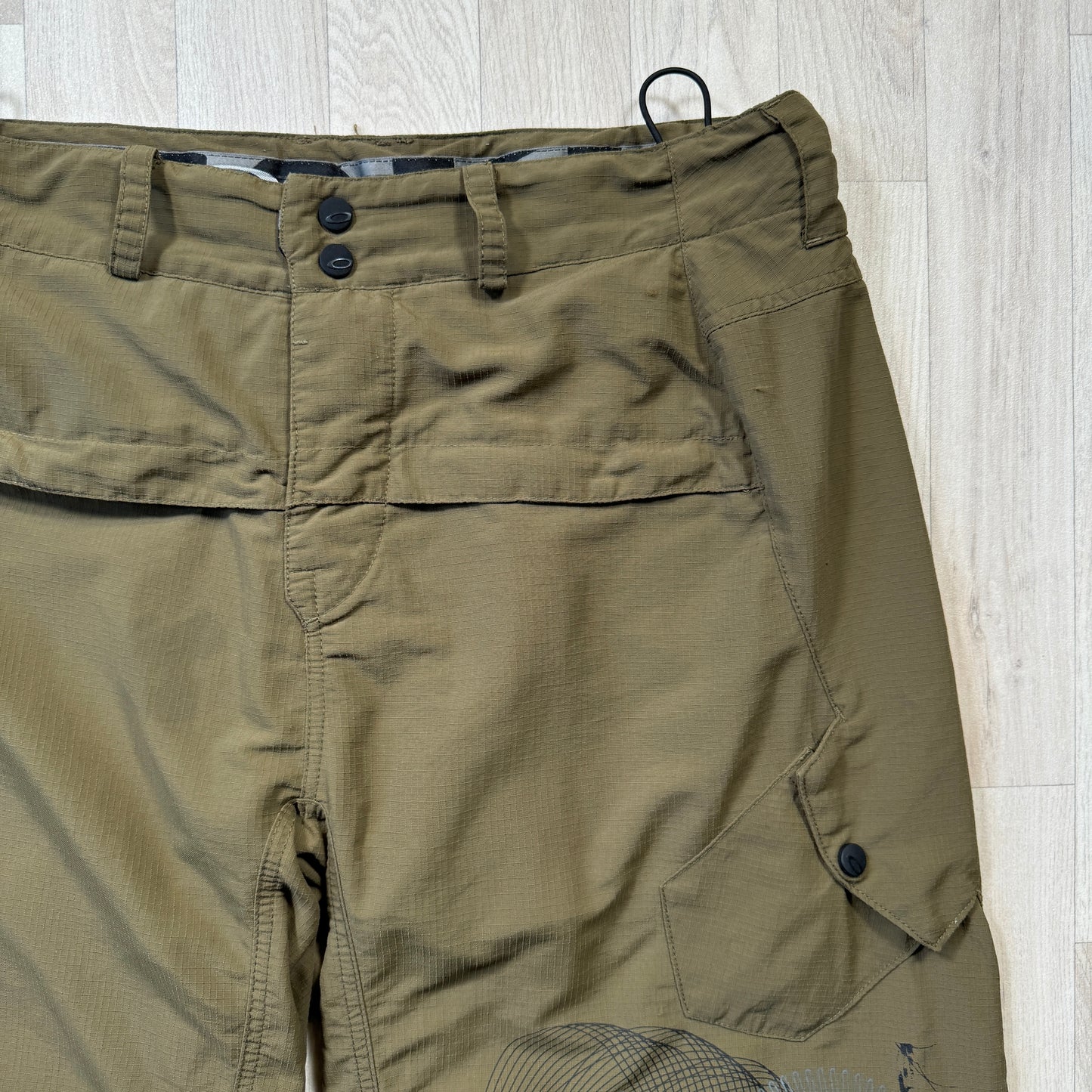Oakley Technical Multi-Pocket Shorts - 34-38" Waist