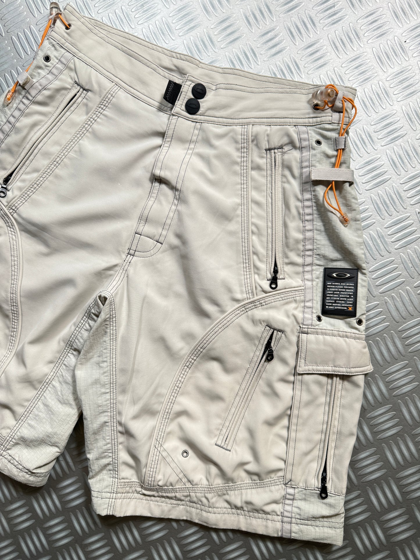 Early 2000's Oakley Multi Pocket Technical Cargo Shorts - Small