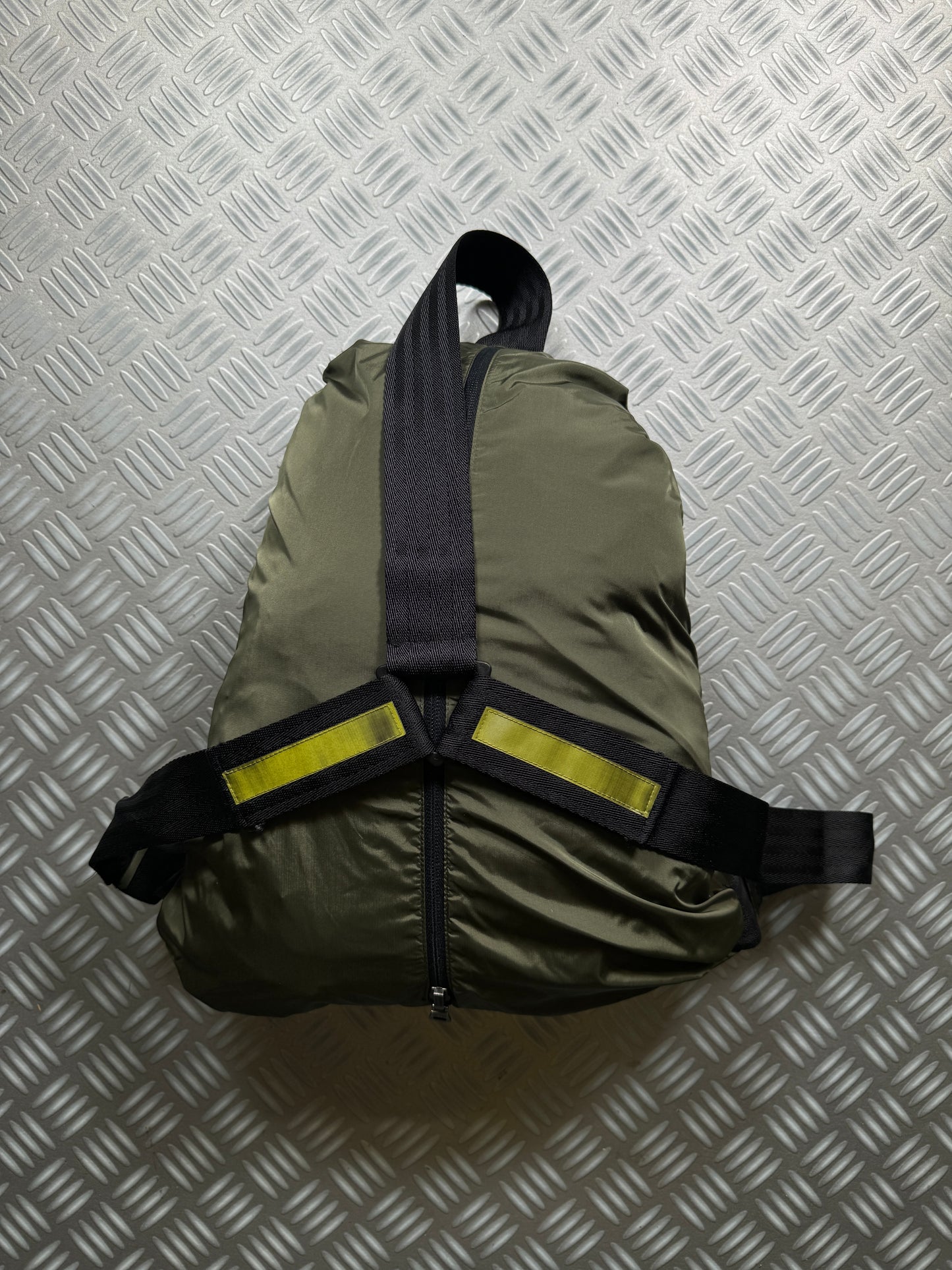 AW99' Prada Sport Khaki 2in1 Technical Padded Jacket/Tri-Harness Bag