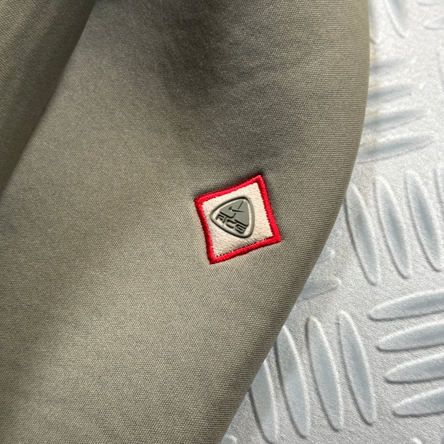 Nike ACG Spellout Scuba Hoodie - Medium / Large