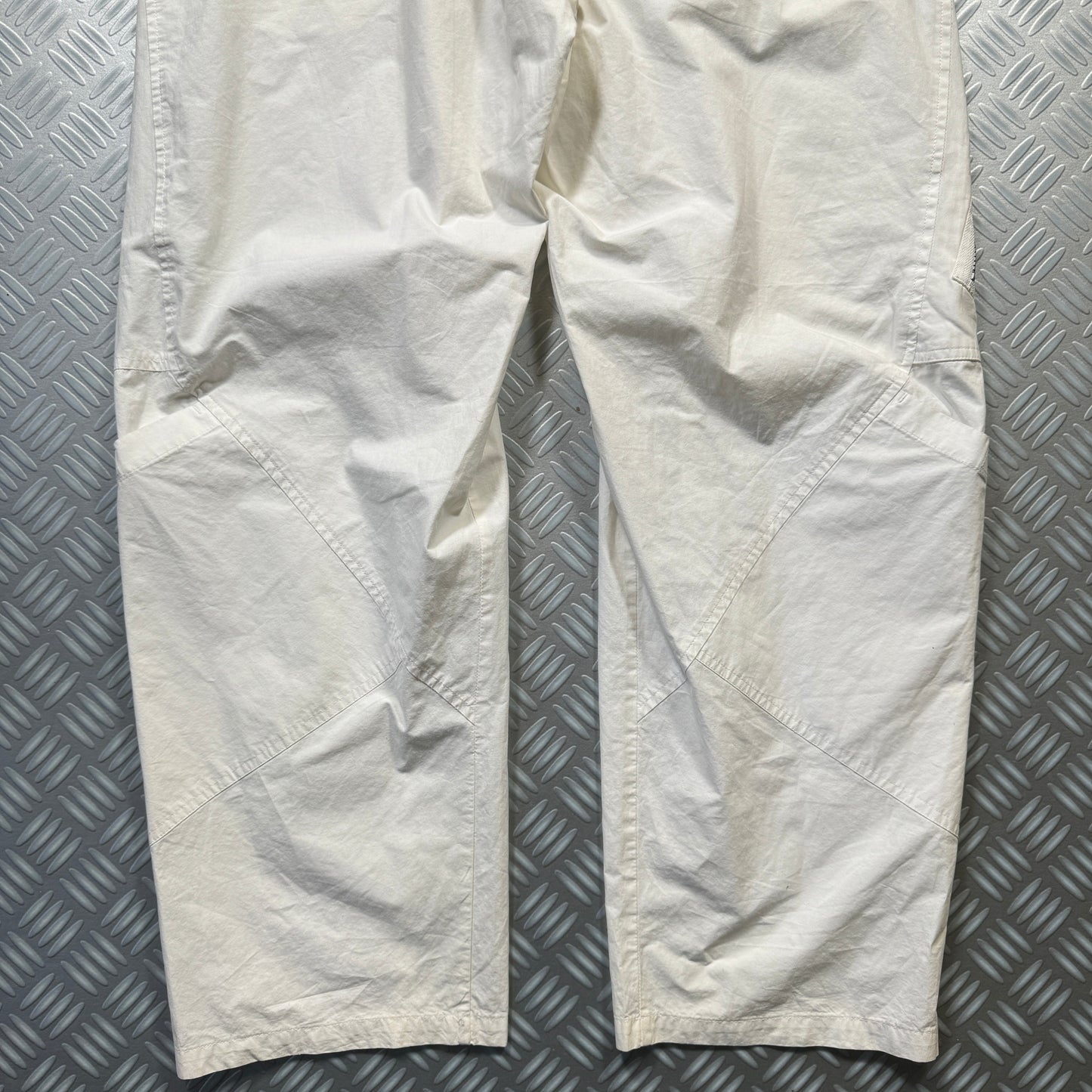 Marithé + François Girbaud White Multi Pocket Cargo Pant - 30" Waist