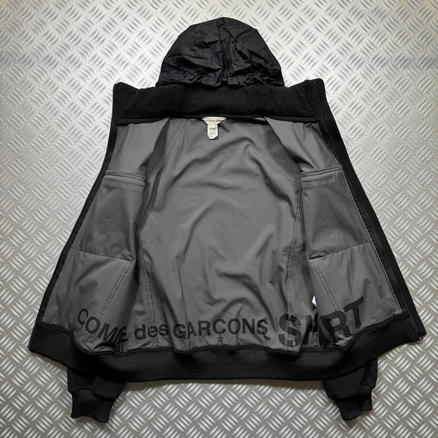 2008 Comme Des Garcons Jet Black Dual Mesh Pocket Technical Jacket - Medium