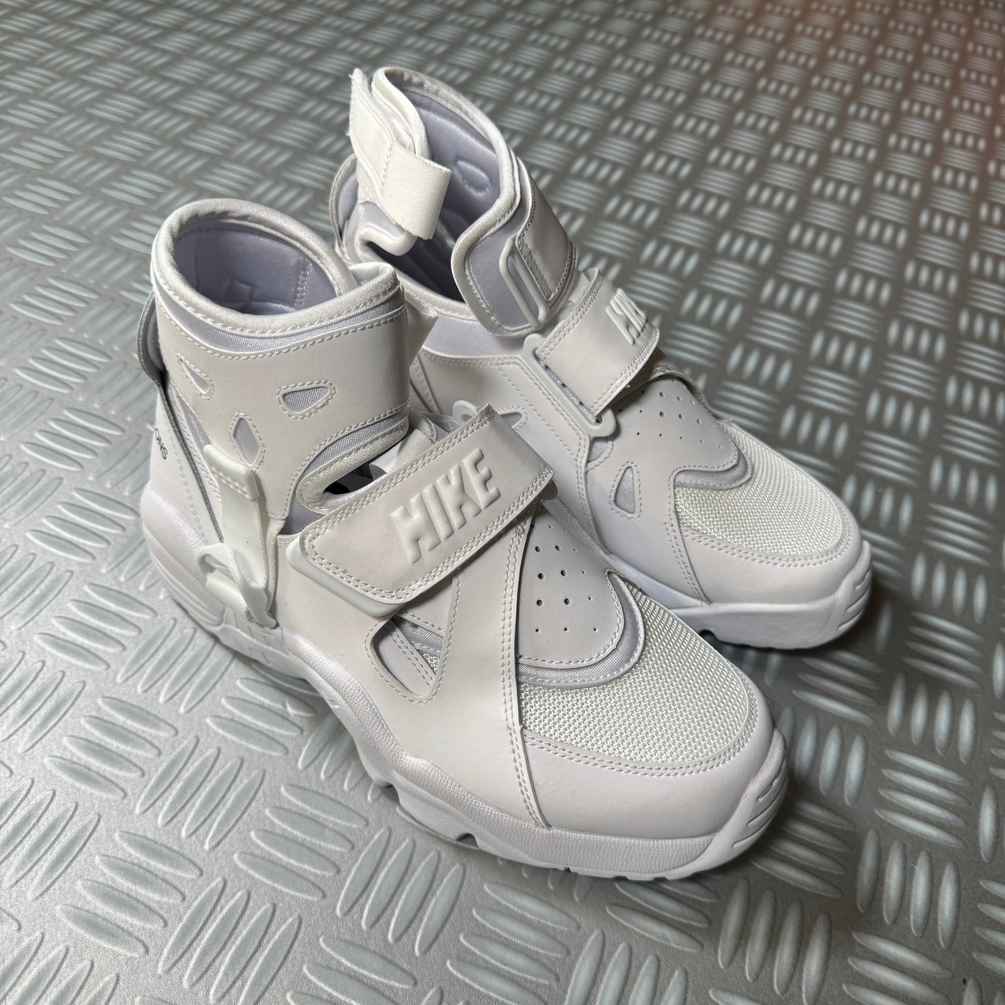 Nike x Comme Des Garcons CDG Air Carnivores - UK5.5 / US6 / EUR38.5