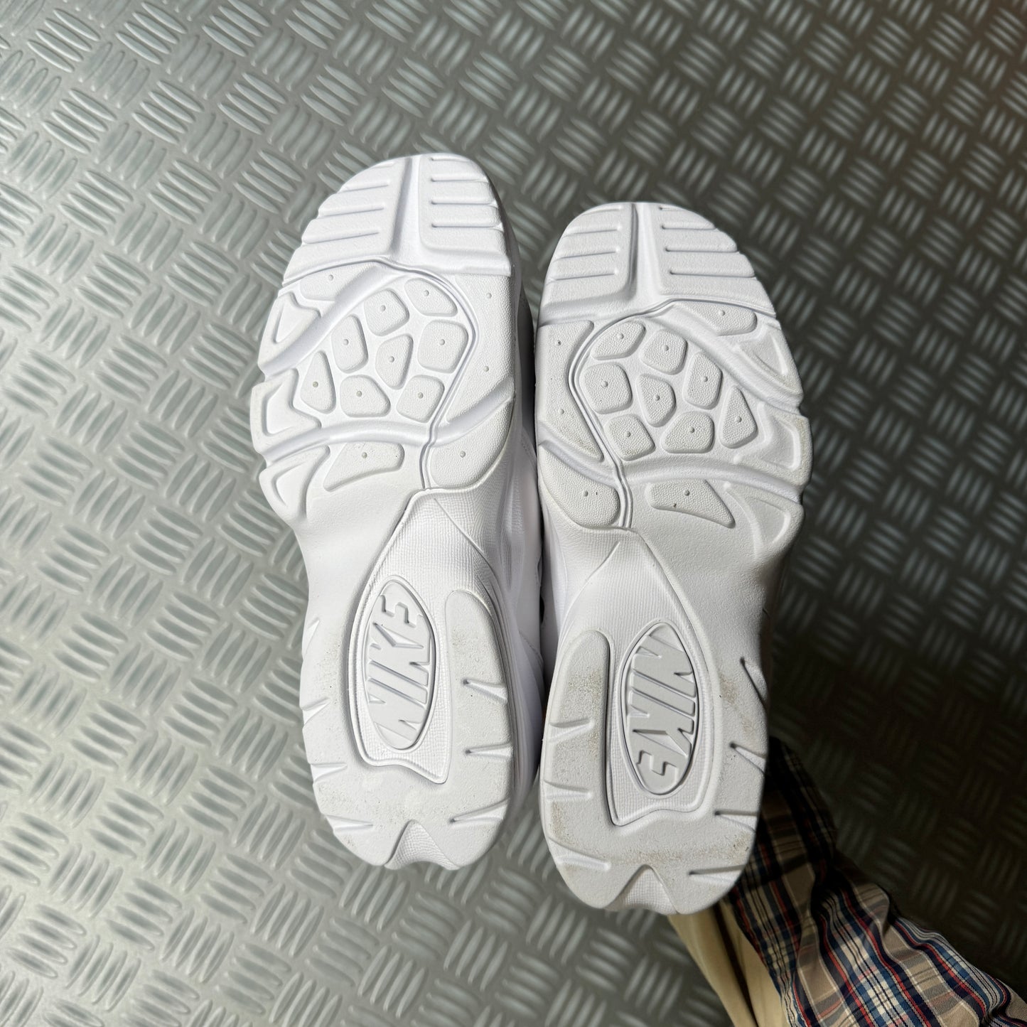 Nike x Comme Des Garcons CDG Air Carnivores - UK5.5 / US6 / EUR38.5