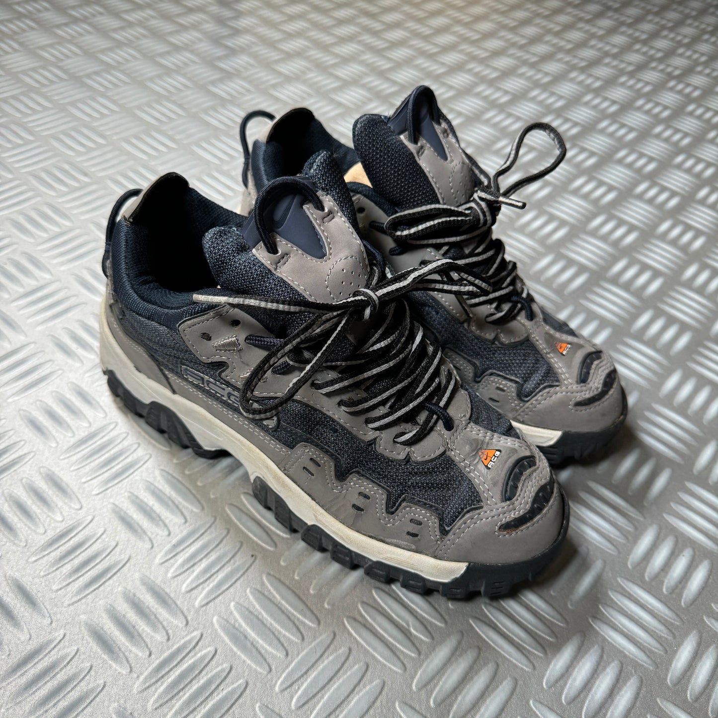 Nike ACG Trail Trainers Navy/Grey - UK5 / US5.5