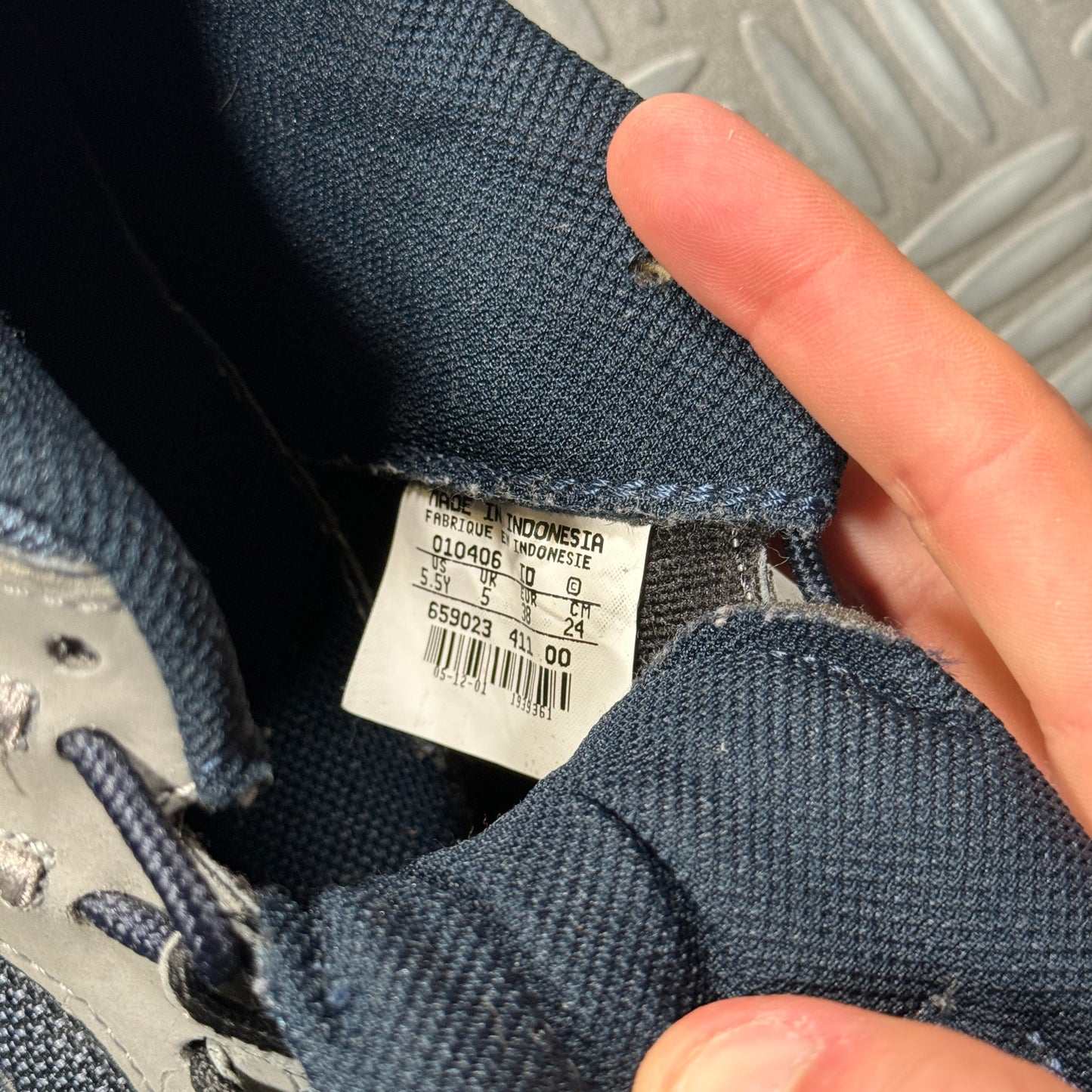 Nike ACG Trail Trainers Navy/Grey - UK5 / US5.5