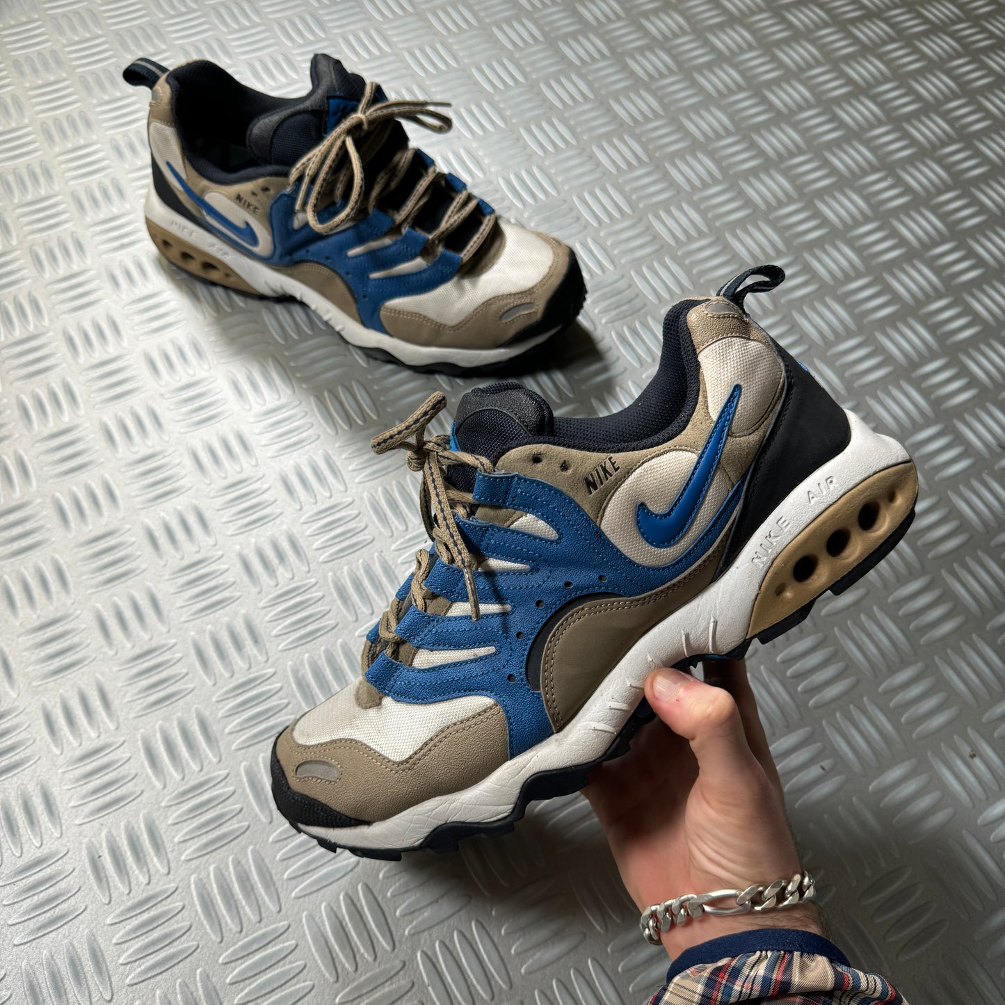 2008 Nike ACG Humara - UK8.5 / US9.5
