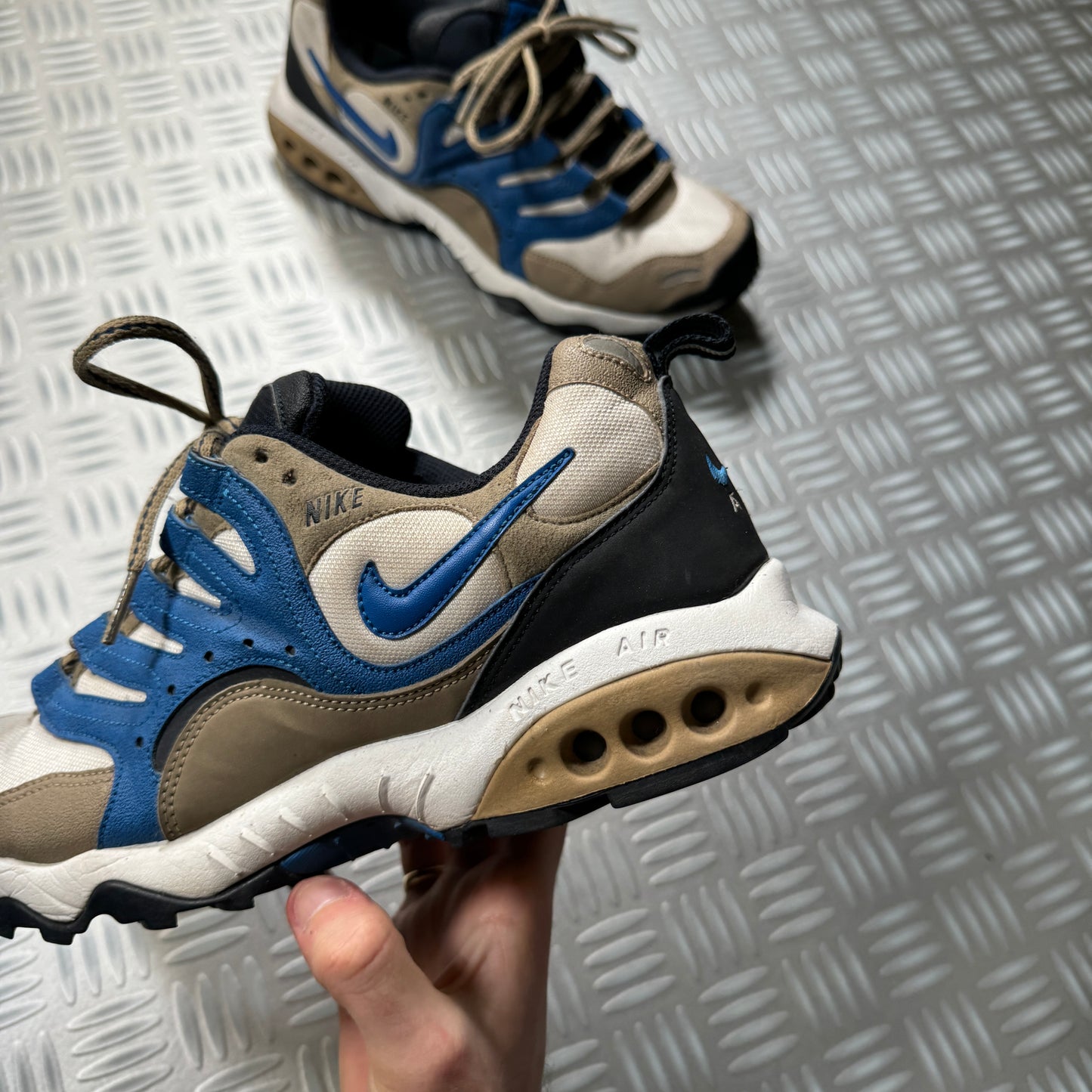 2008 Nike ACG Humara - UK8.5 / US9.5