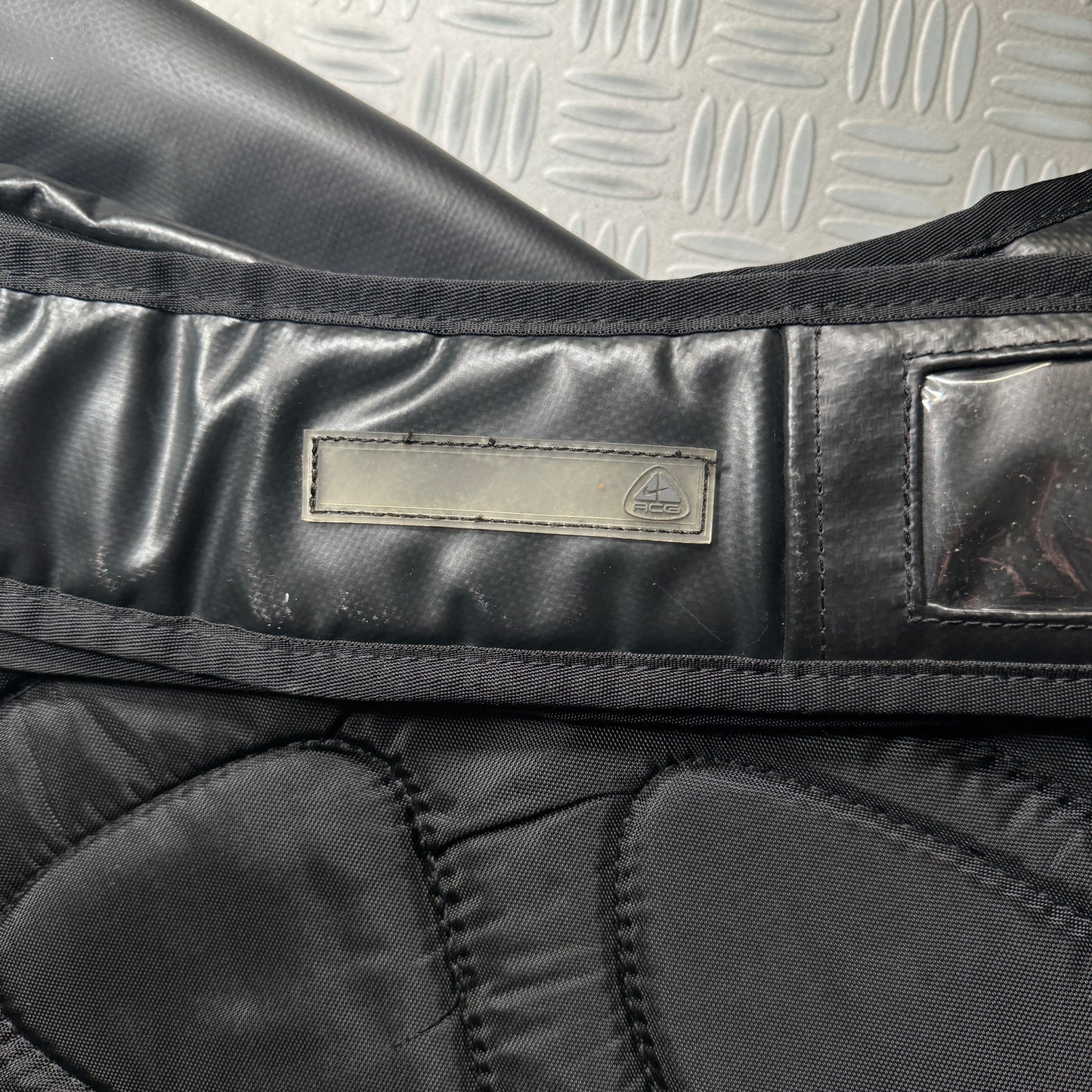 Nike ACG Water-tight Cross Body Sling Bag