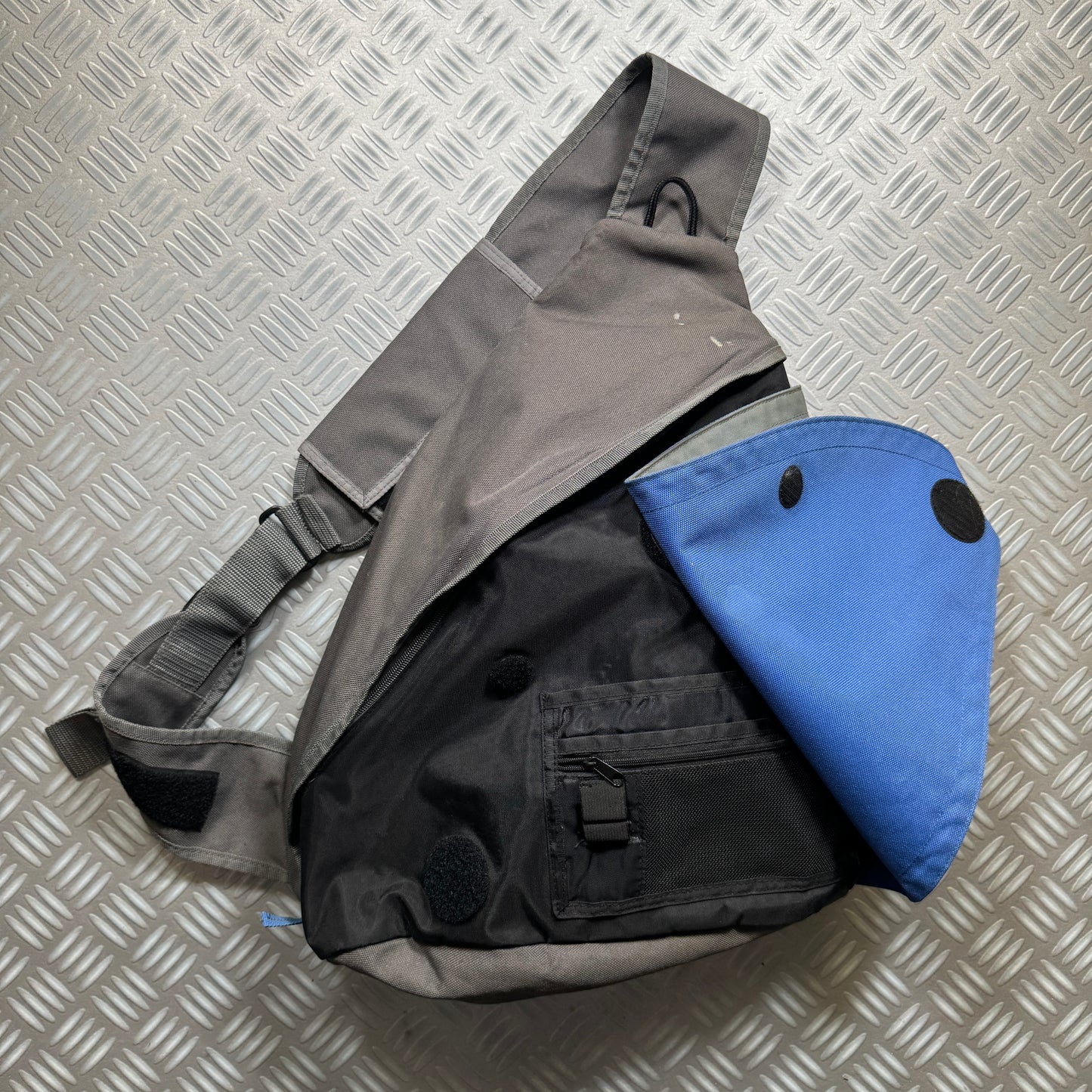 Nike Grey Velcro Front Flap Cross Body Bag