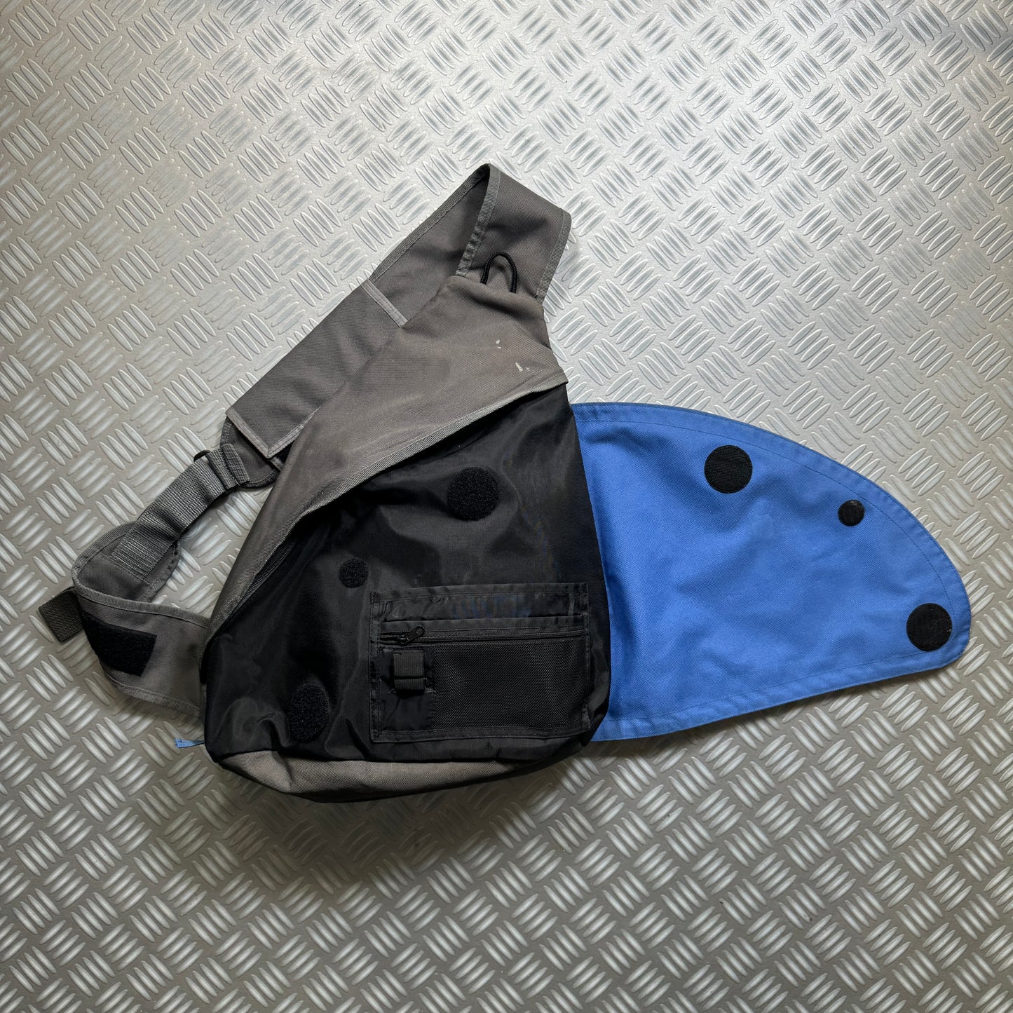 Nike Grey Velcro Front Flap Cross Body Bag