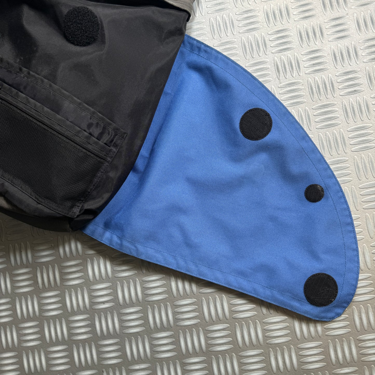 Nike Grey Velcro Front Flap Cross Body Bag