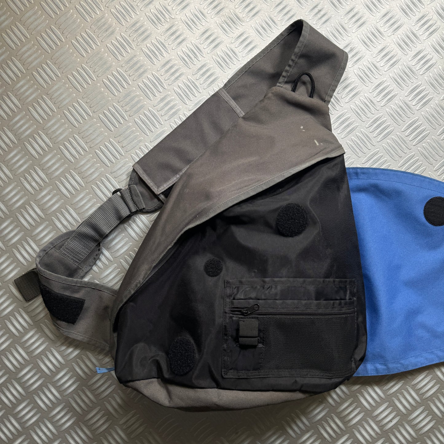Nike Grey Velcro Front Flap Cross Body Bag