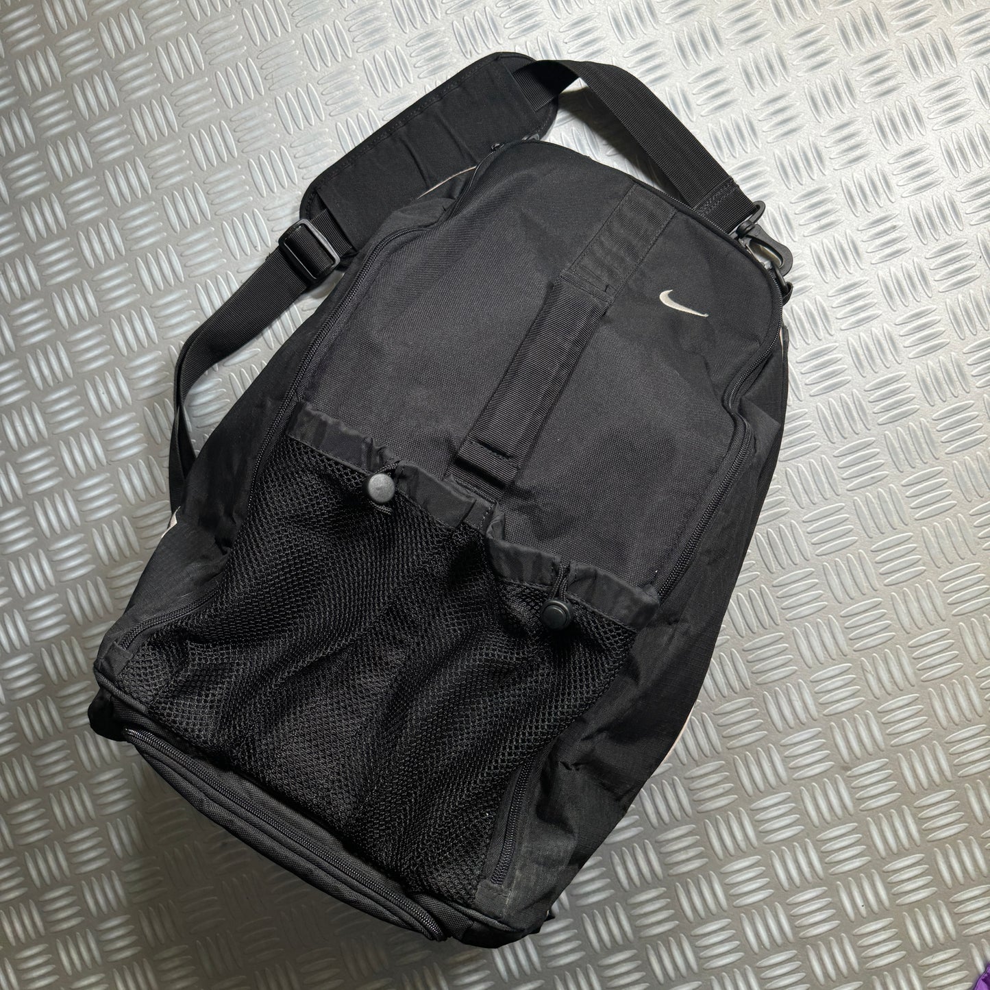 Early 2000's Nike Big Carry All Sling Bag