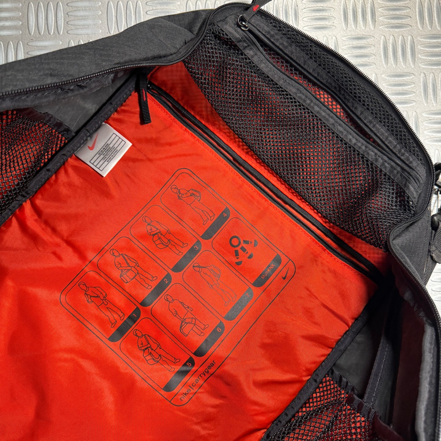 Early 2000's Nike Big Carry All Sling Bag