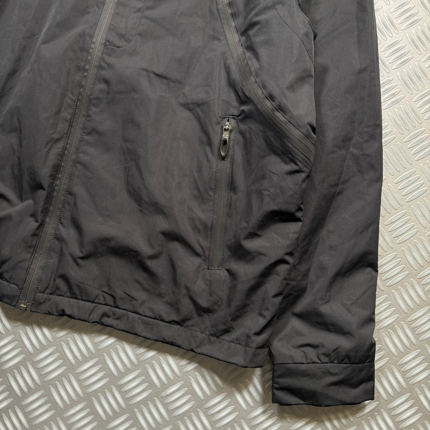 Early 2000's Oakley Software Jet Black Ventilated Jacket - Medium / Large