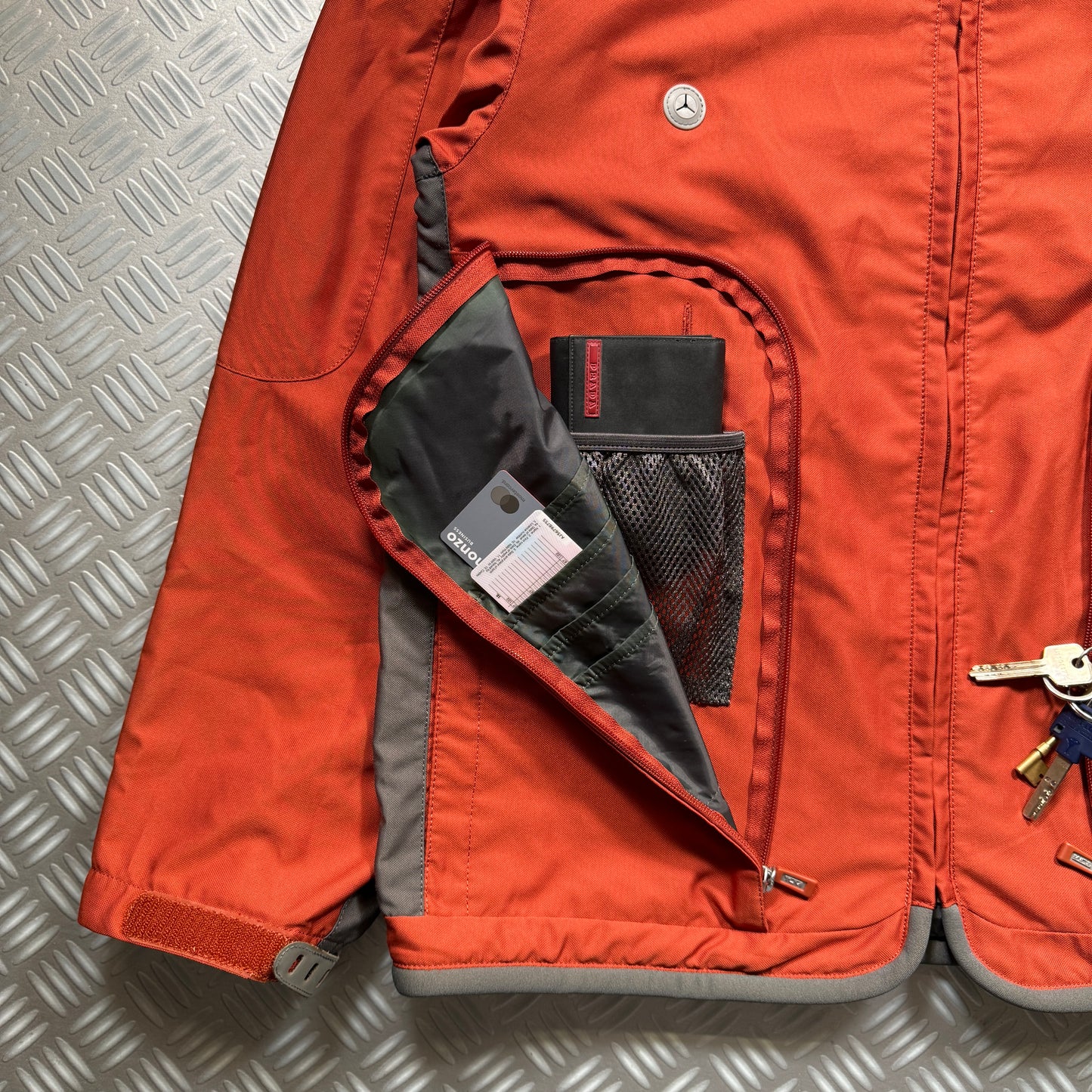 Early 2000's Tumi Multi Pocket Technical Jacket - Extra Large