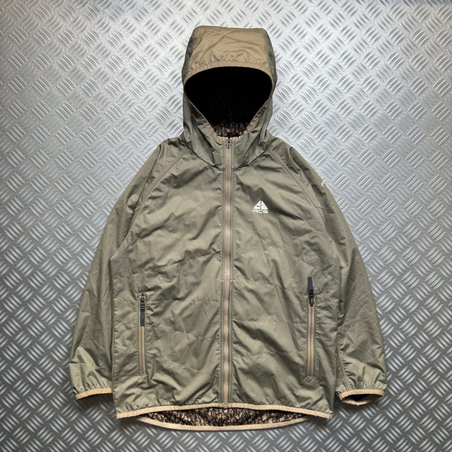 Early 2000's Nike ACG Soft Comp Jacket - Medium